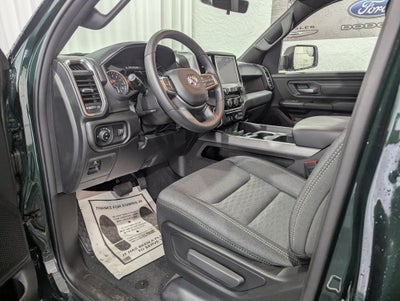 2026 RAM 1500 RAM 1500 EXPRESS QUAD CAB 4X4 6'4' BOX