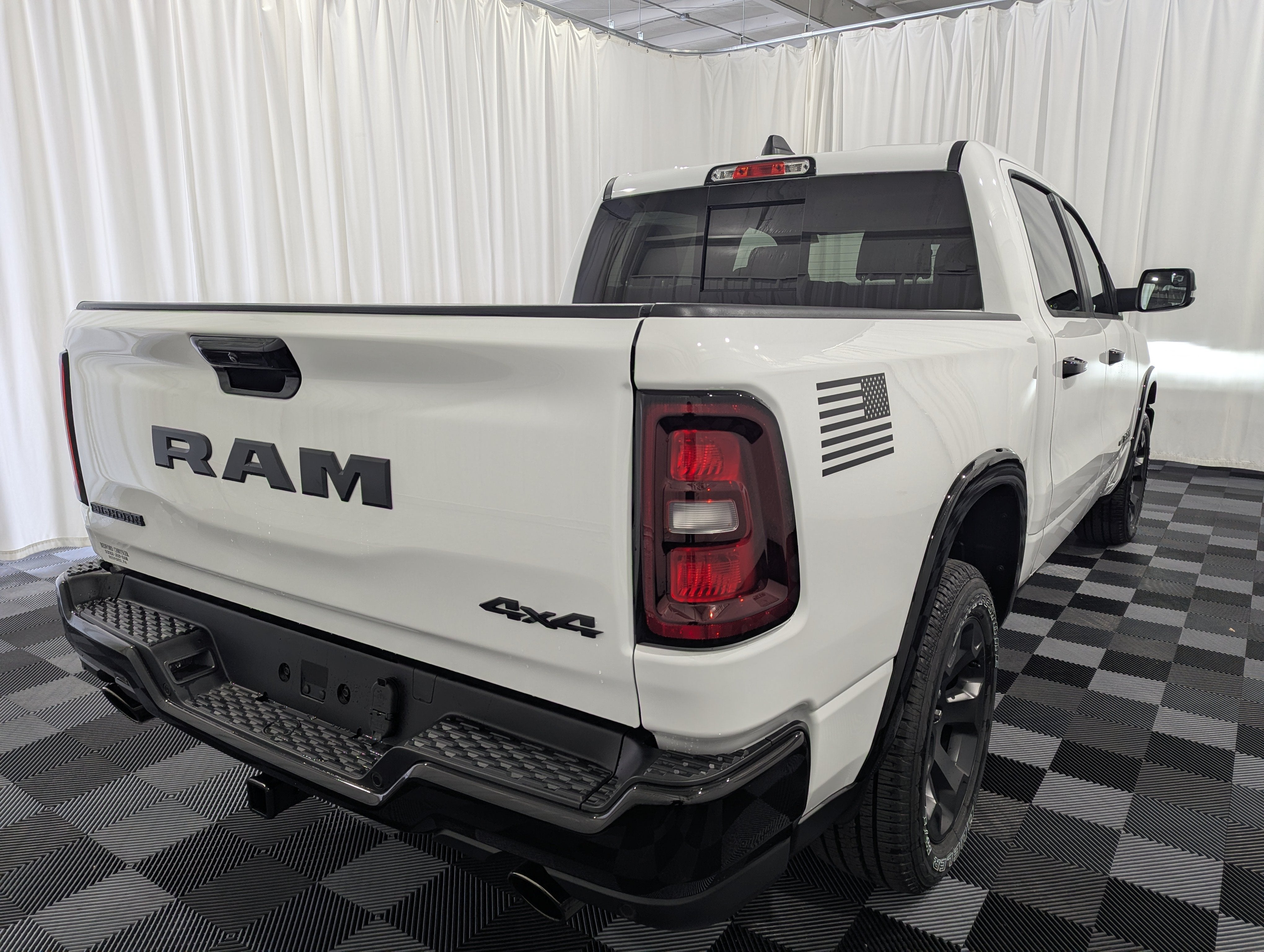 2026 RAM 1500 RAM 1500 BIG HORN CREW CAB 4X4 5'7' BOX