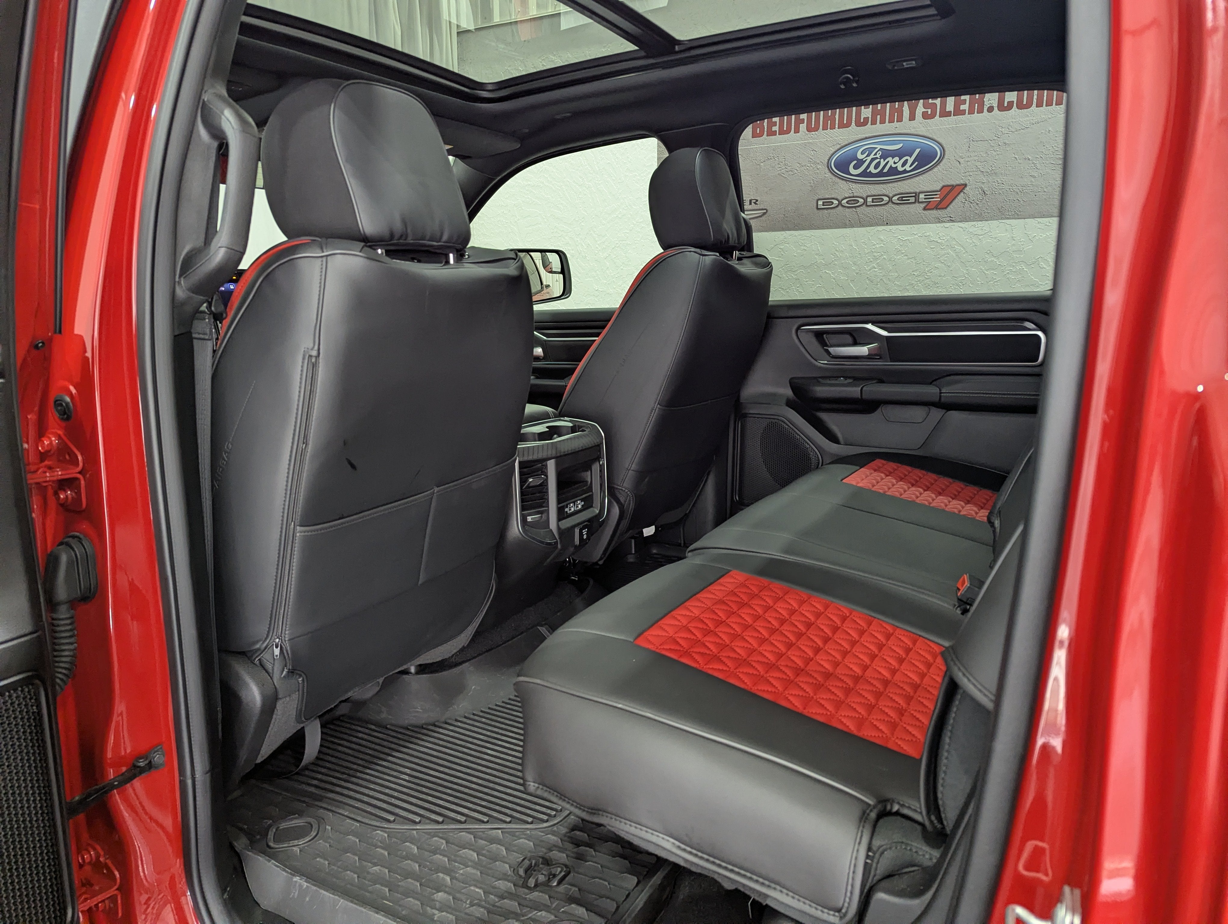 2025 RAM 1500 Big Horn Crew Cab 4x4 5'7' Box