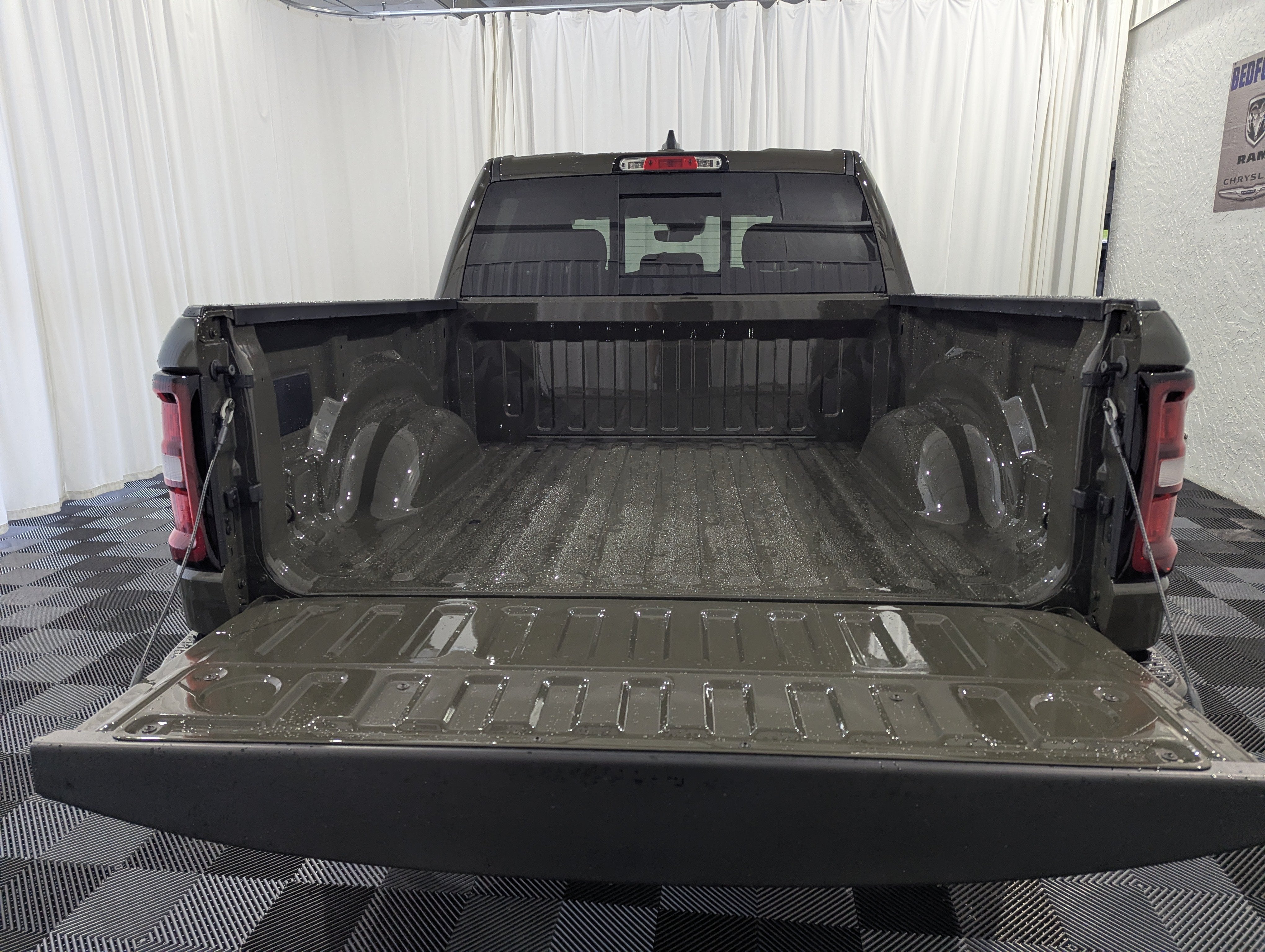 2027 RAM 1500 RAM 1500 BIG HORN CREW CAB 4X4 5'7' BOX