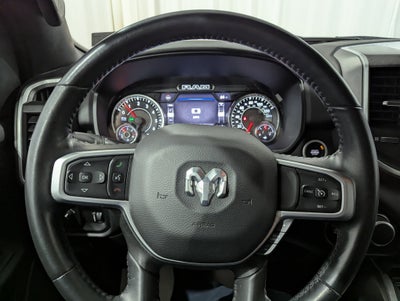 2022 RAM 1500 Big Horn Crew Cab 4x4 5'7' Box