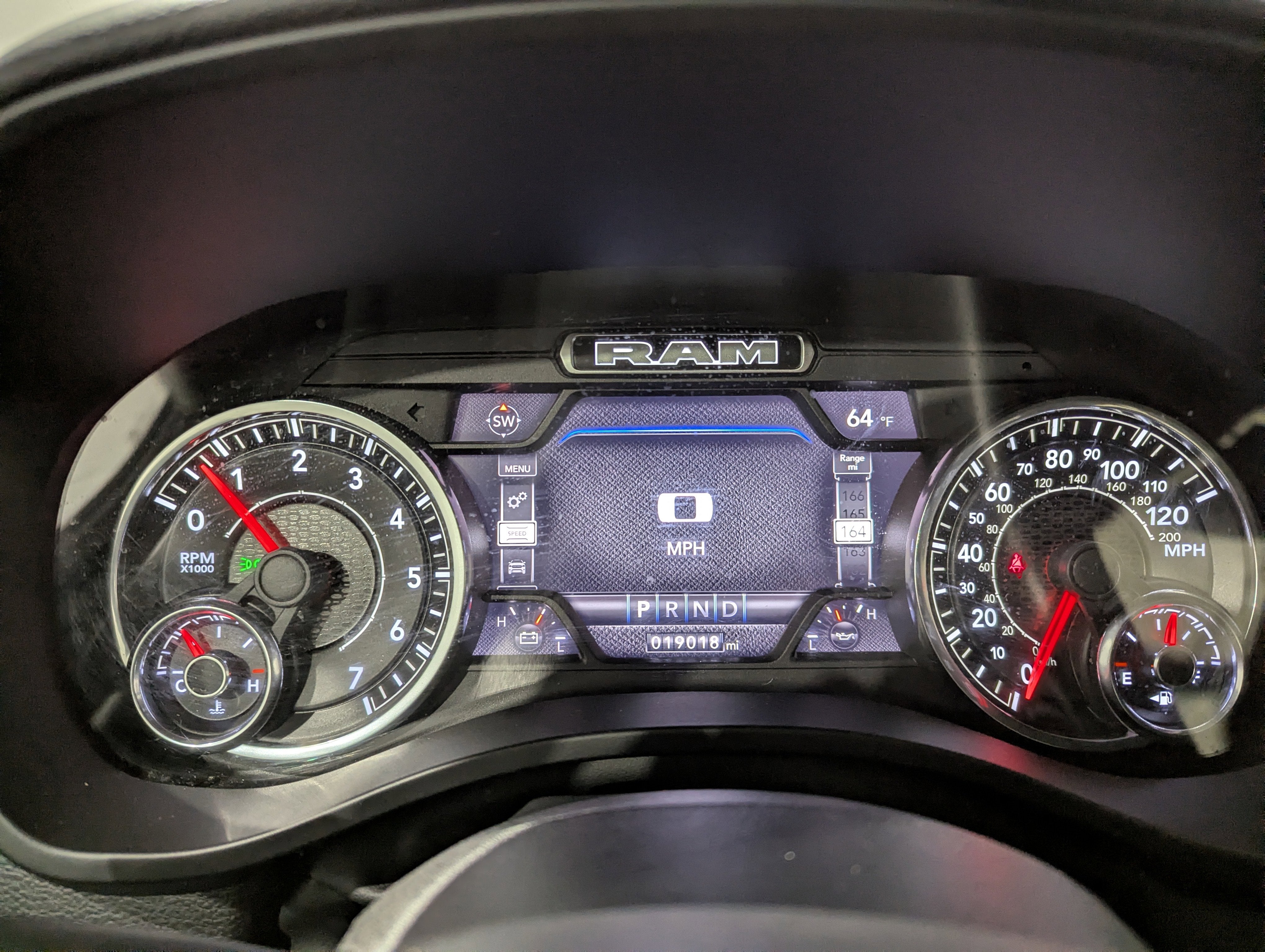 2022 RAM 1500 Big Horn Crew Cab 4x4 5'7' Box