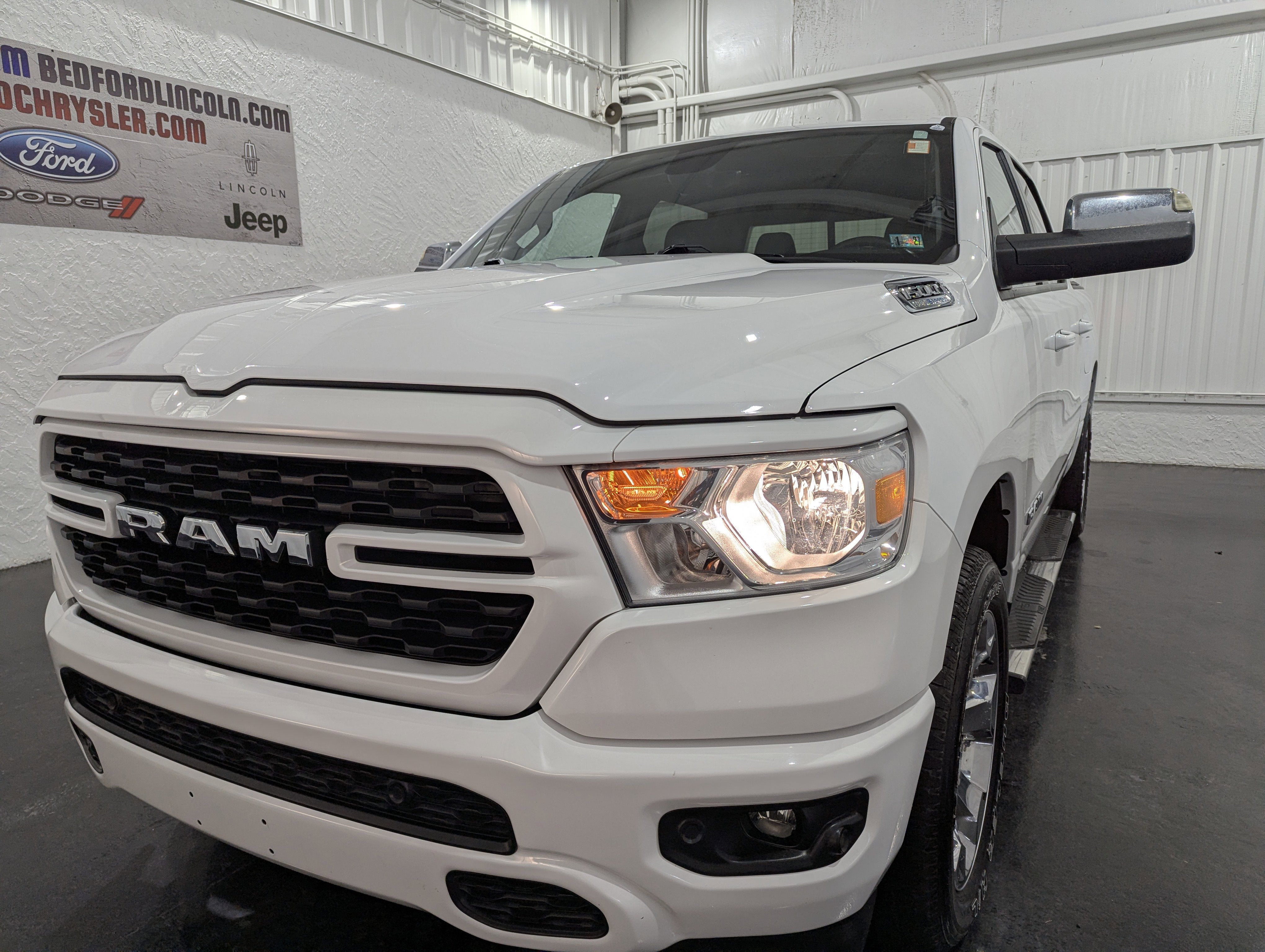 2022 RAM 1500 Big Horn Crew Cab 4x4 5'7' Box