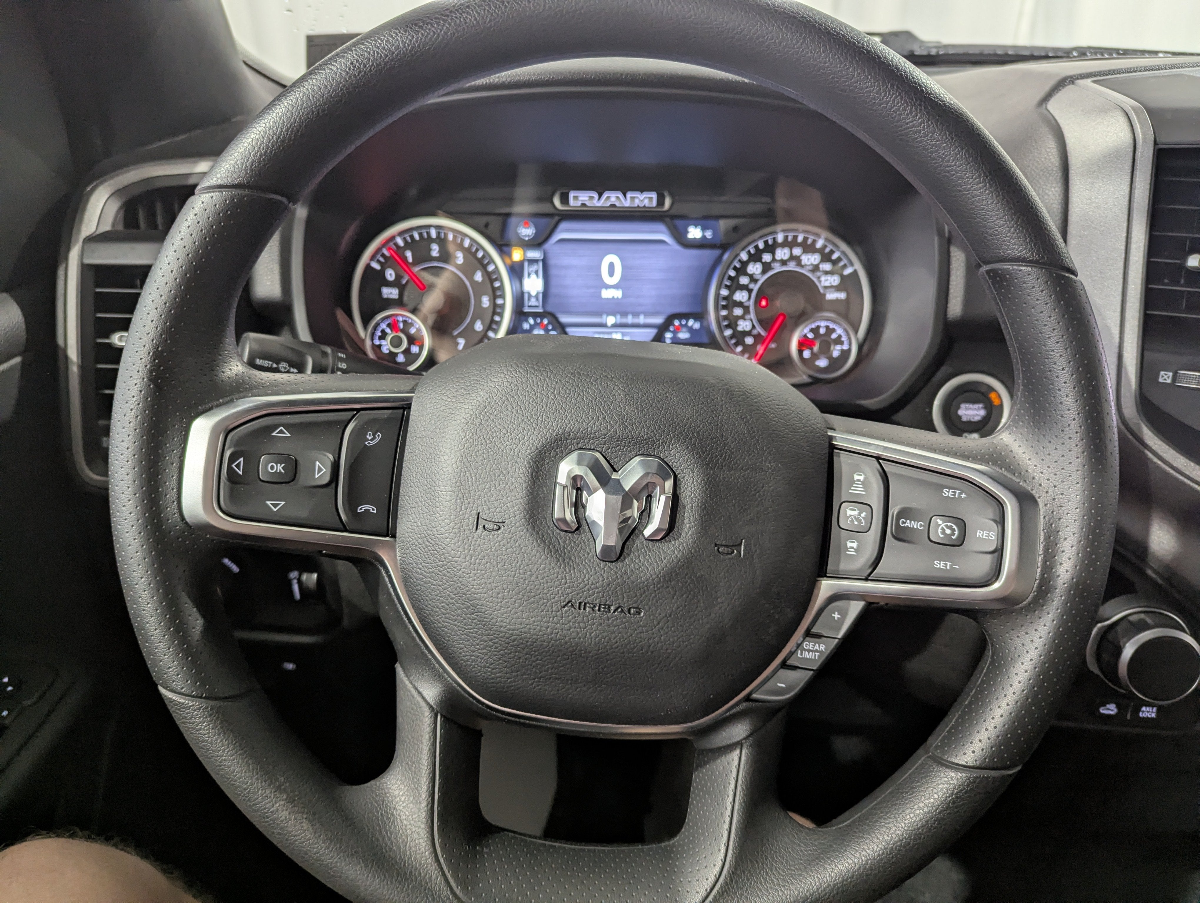 2026 RAM Ram 1500 RAM 1500 WARLOCK CREW CAB 4X4 5'7' BOX