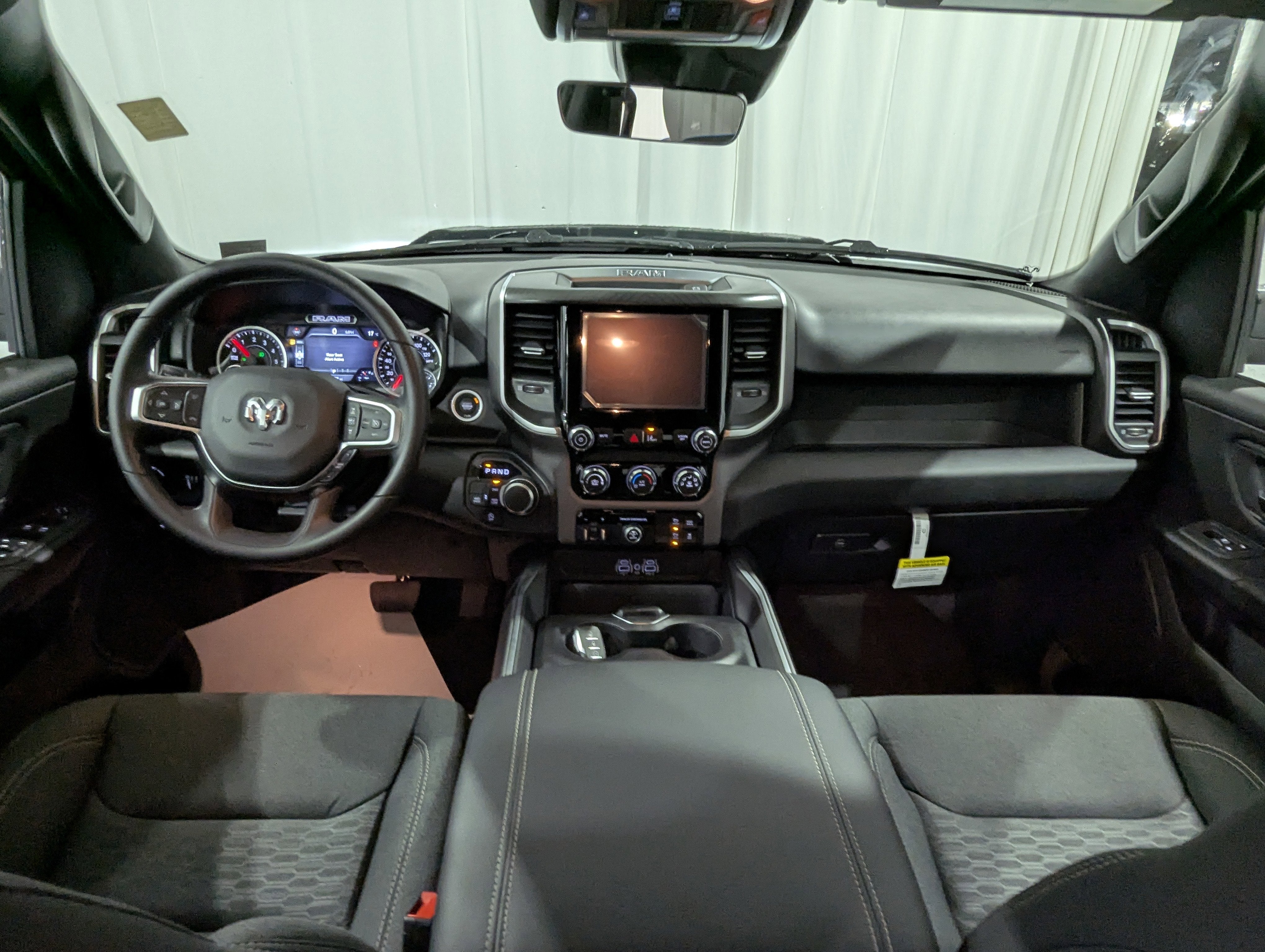 2026 RAM Ram 1500 RAM 1500 EXPRESS CREW CAB 4X4 5'7' BOX