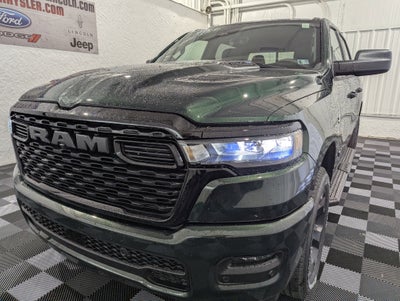 2026 RAM Ram 1500 RAM 1500 EXPRESS CREW CAB 4X4 5'7' BOX