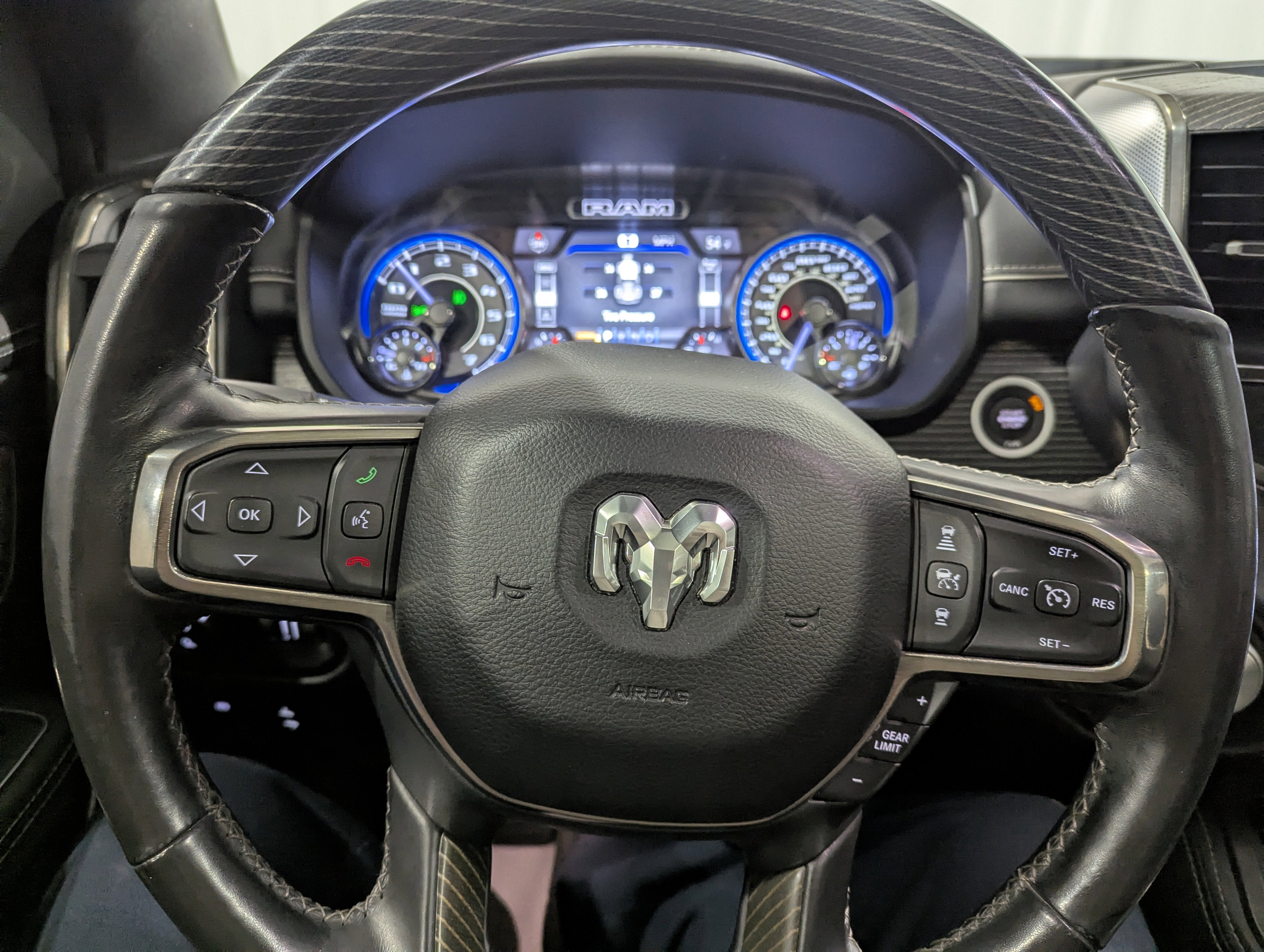 2020 RAM 1500 Limited Crew Cab 4x4 5'7' Box