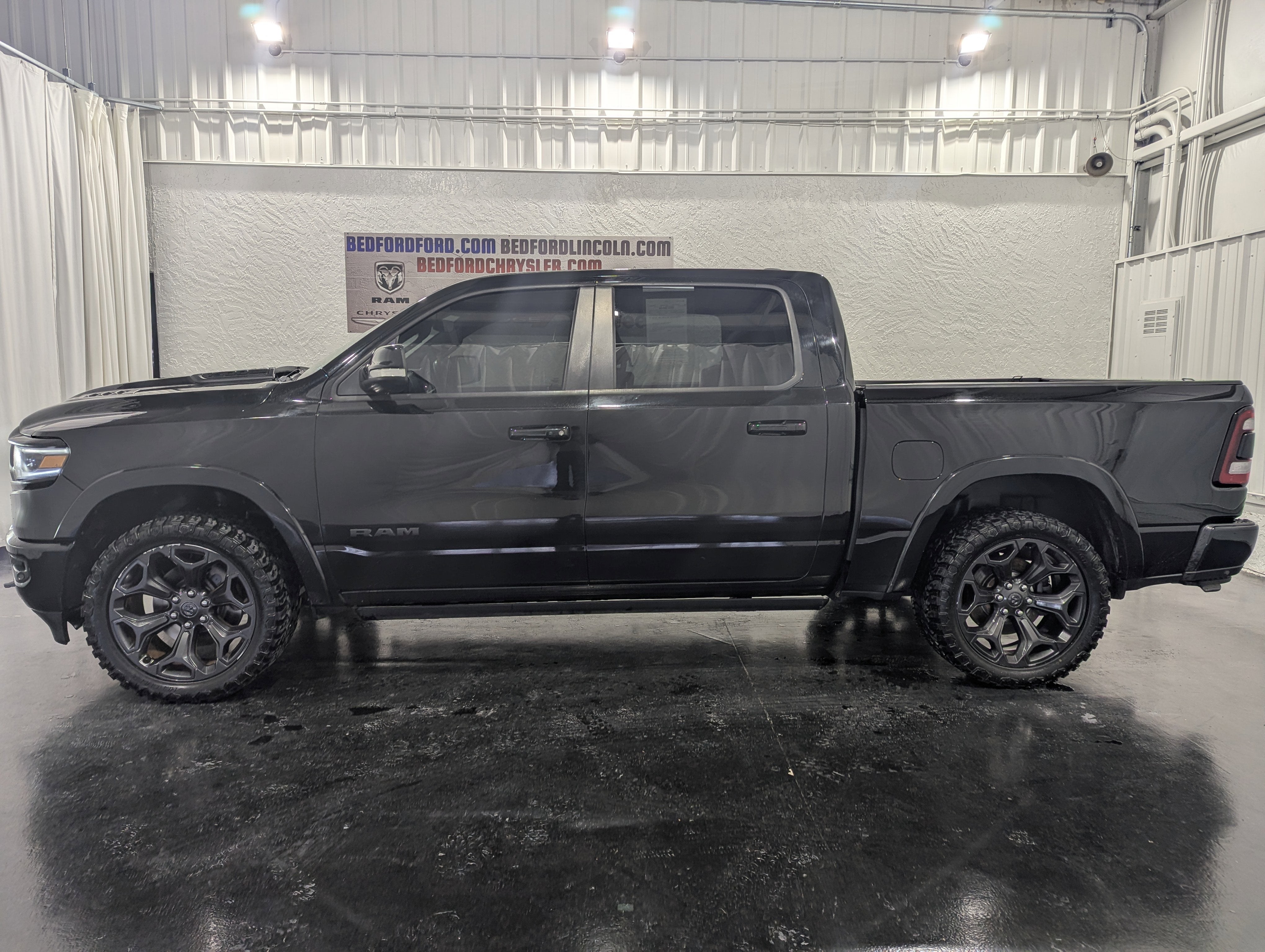 2020 RAM 1500 Limited Crew Cab 4x4 5'7' Box