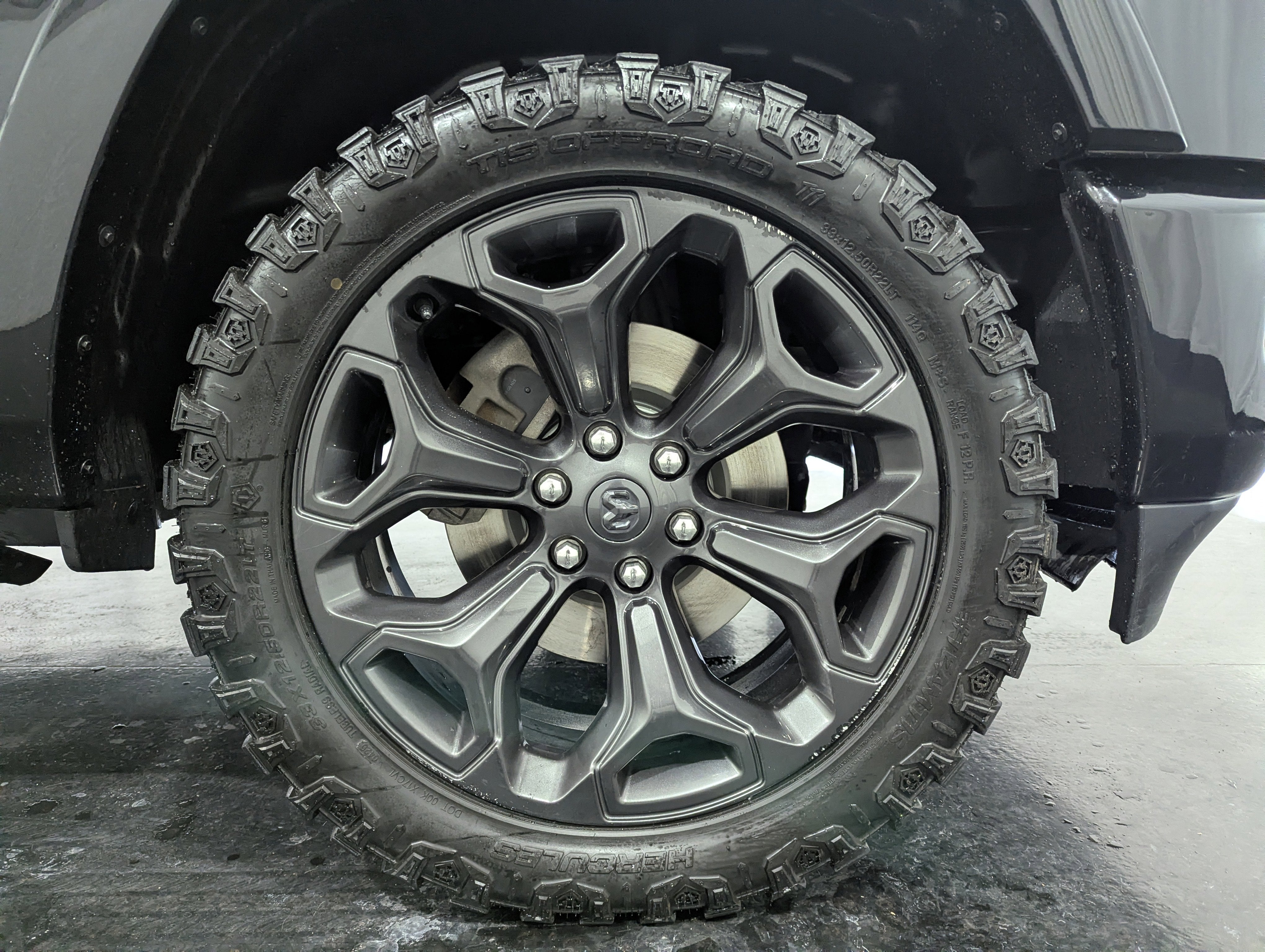 2020 RAM 1500 Limited Crew Cab 4x4 5'7' Box