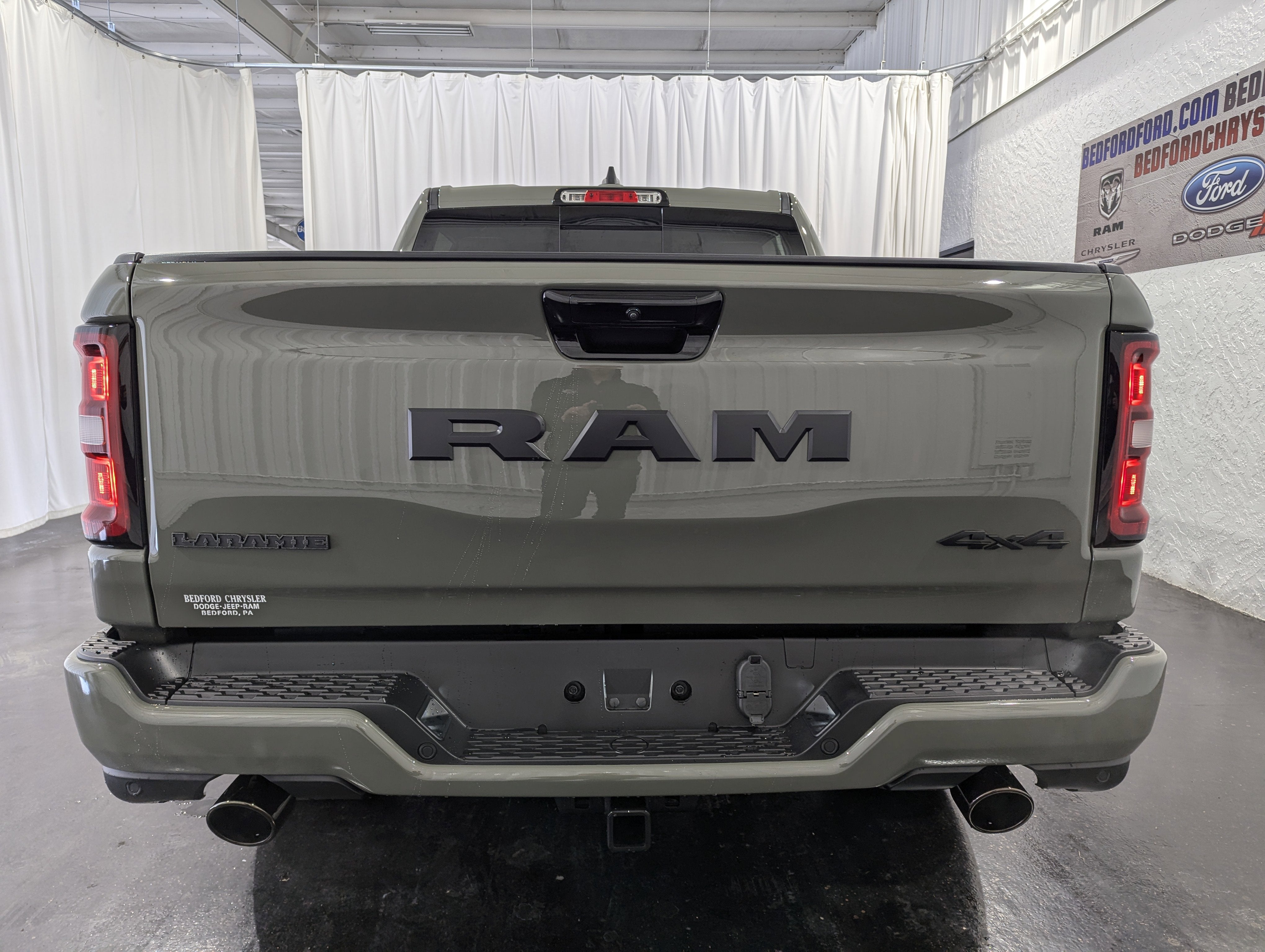 2026 RAM Ram 1500 RAM 1500 LARAMIE CREW CAB 4X4 5'7' BOX