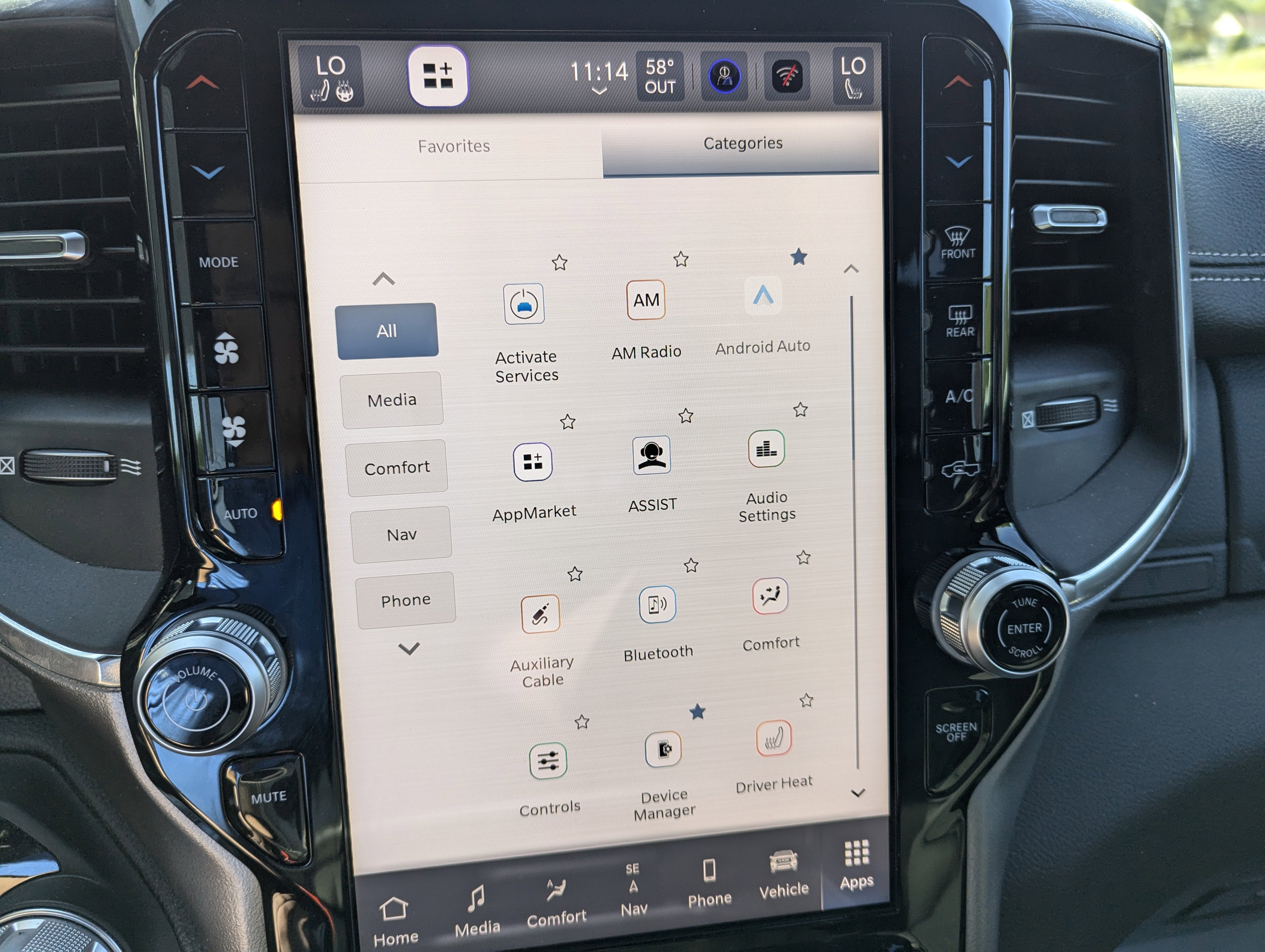 2025 RAM 1500 Laramie Crew Cab 4x4 5'7' Box