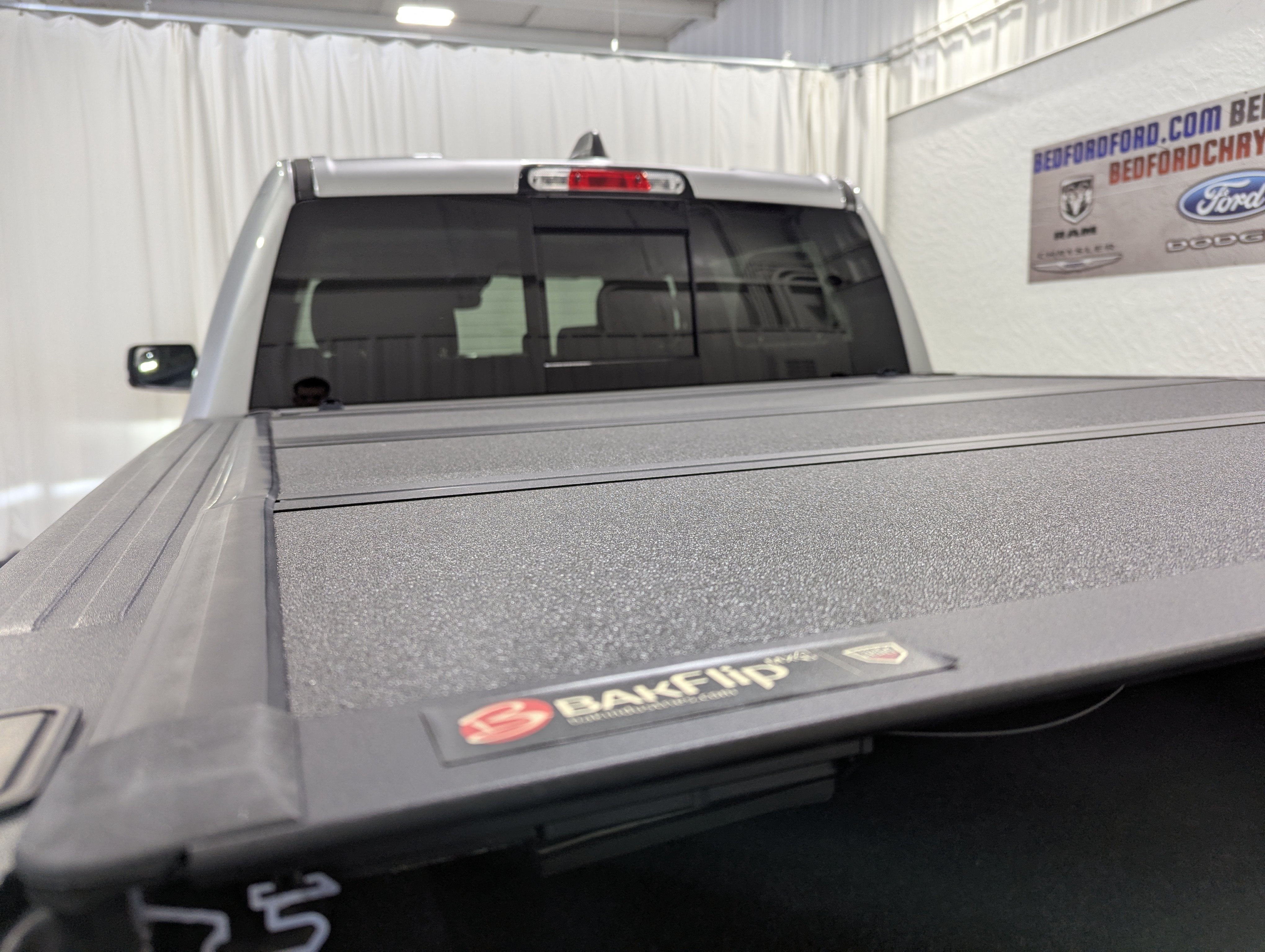 2022 RAM 1500 Laramie Crew Cab 4x4 5'7' Box
