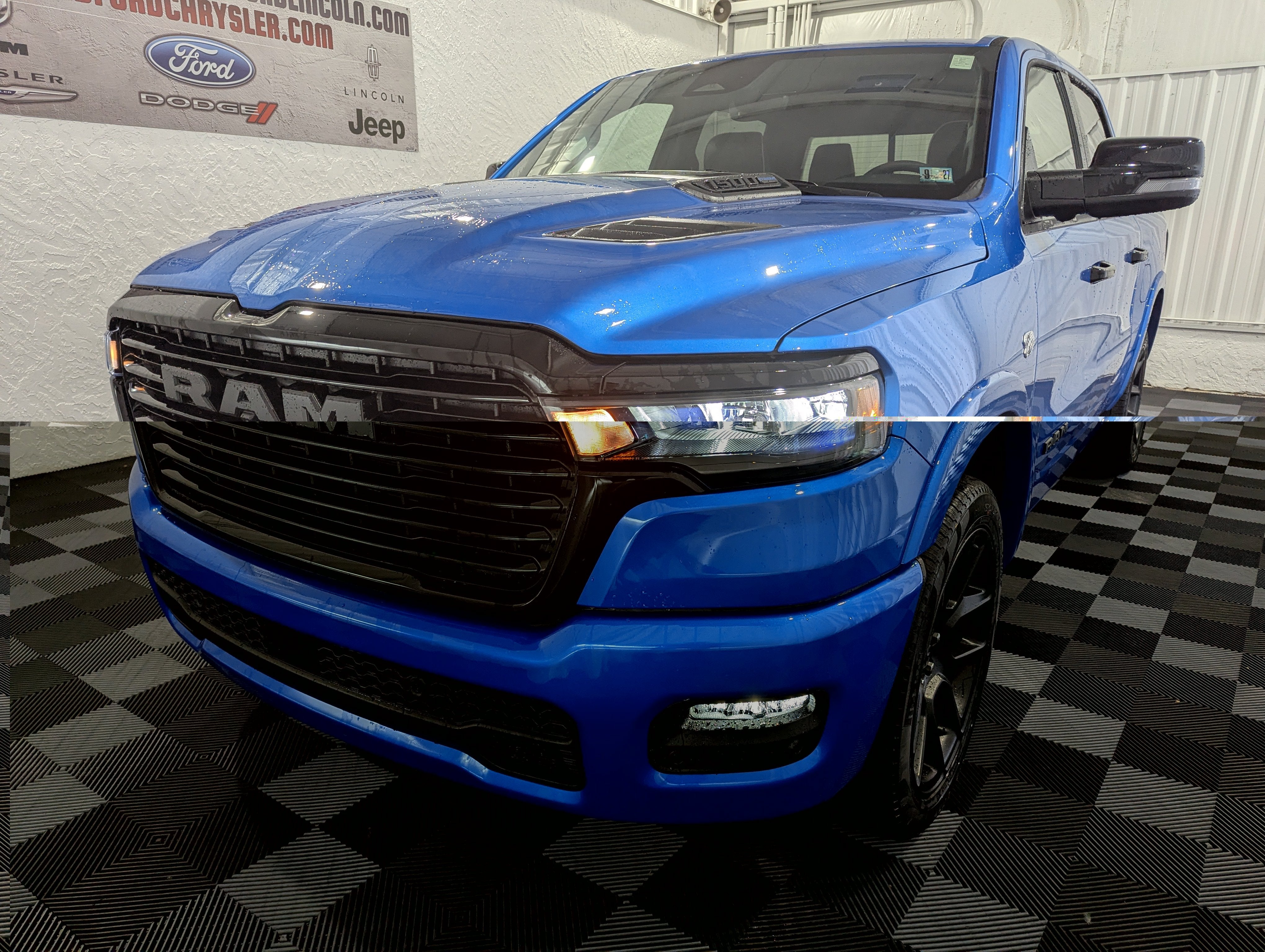 2026 RAM 1500 RAM 1500 LARAMIE CREW CAB 4X4 5'7' BOX