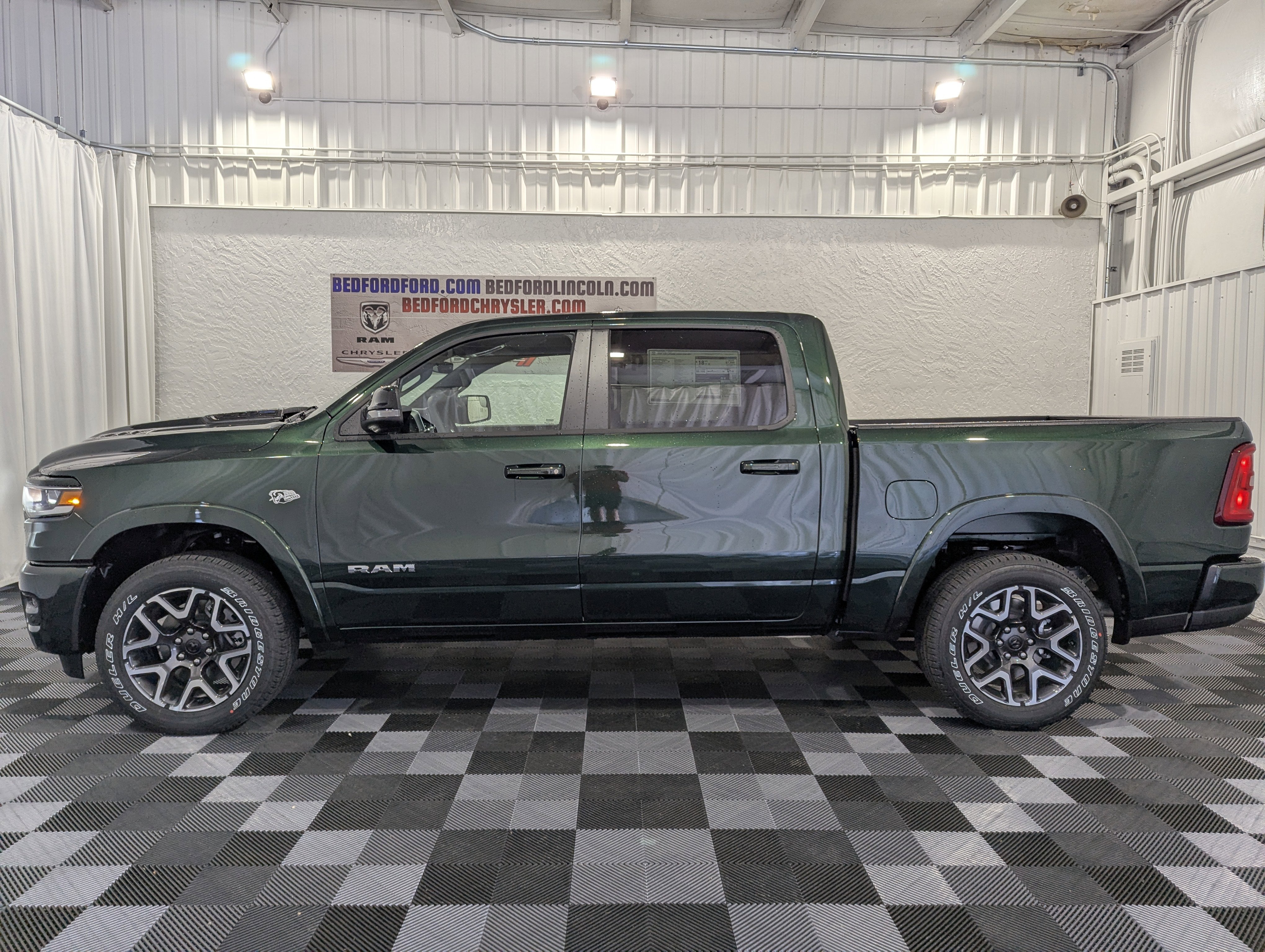 2026 RAM Ram 1500 RAM 1500 LARAMIE CREW CAB 4X4 5'7' BOX