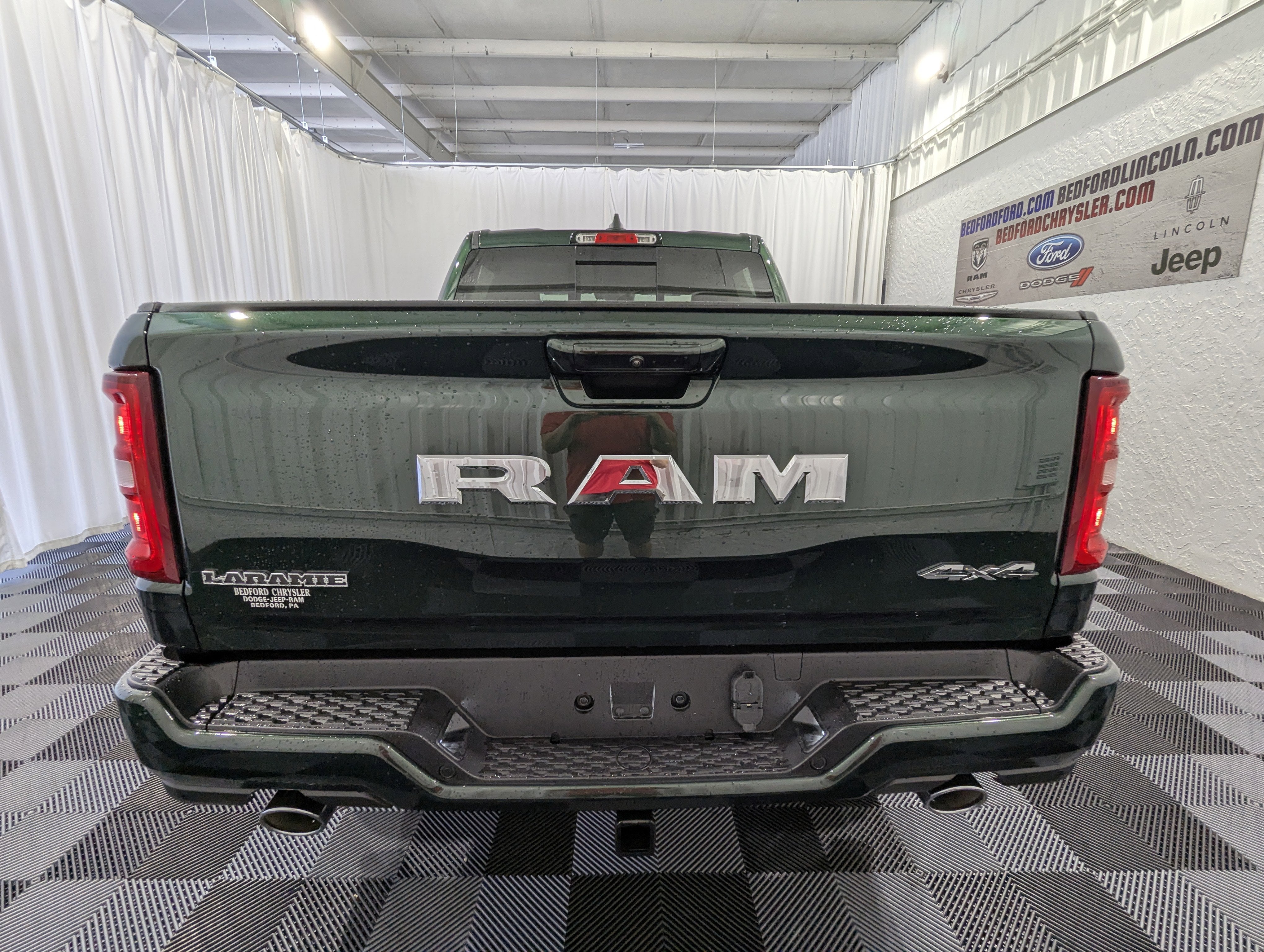 2026 RAM Ram 1500 RAM 1500 LARAMIE CREW CAB 4X4 5'7' BOX