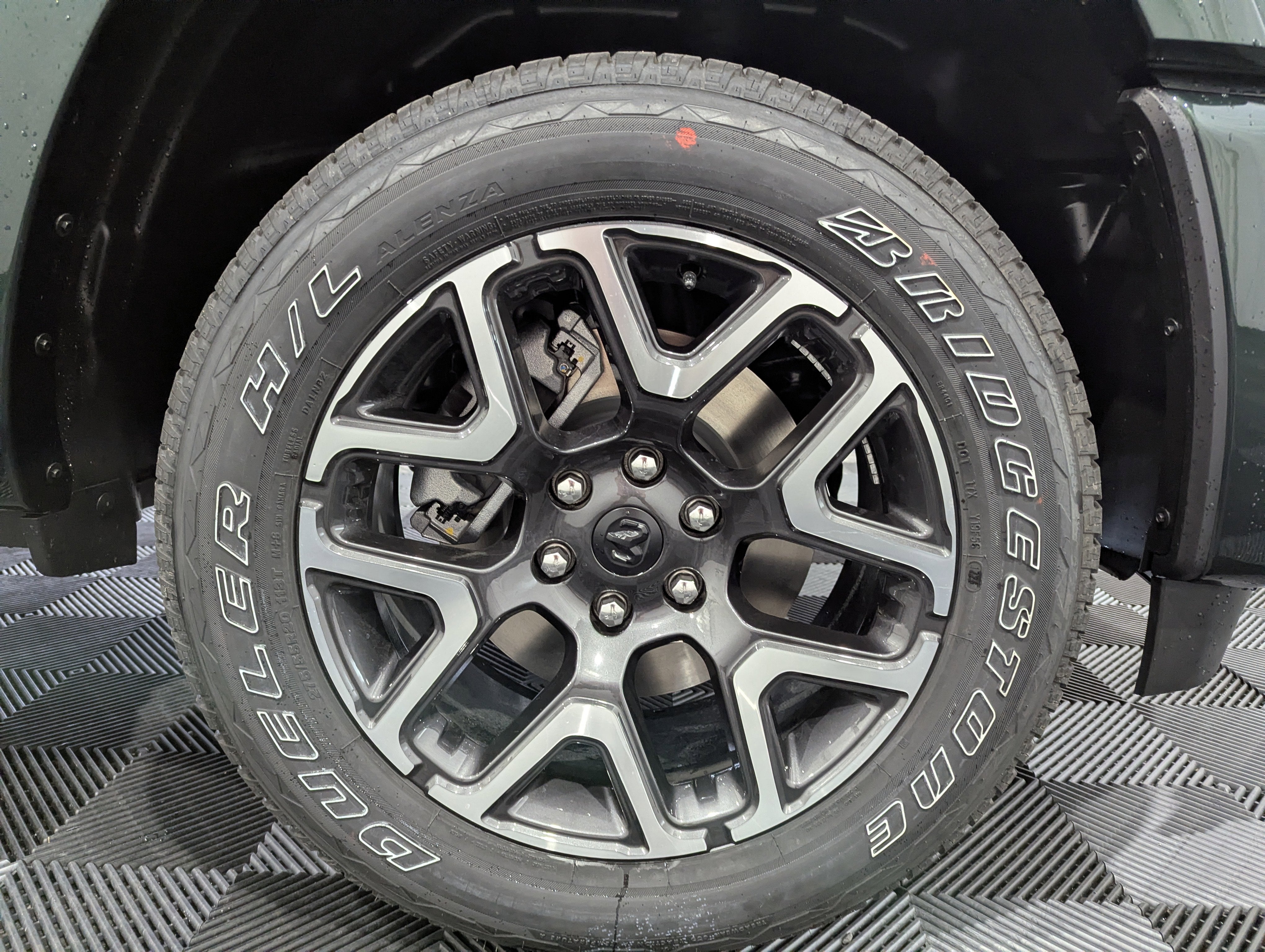 2026 RAM Ram 1500 RAM 1500 LARAMIE CREW CAB 4X4 5'7' BOX
