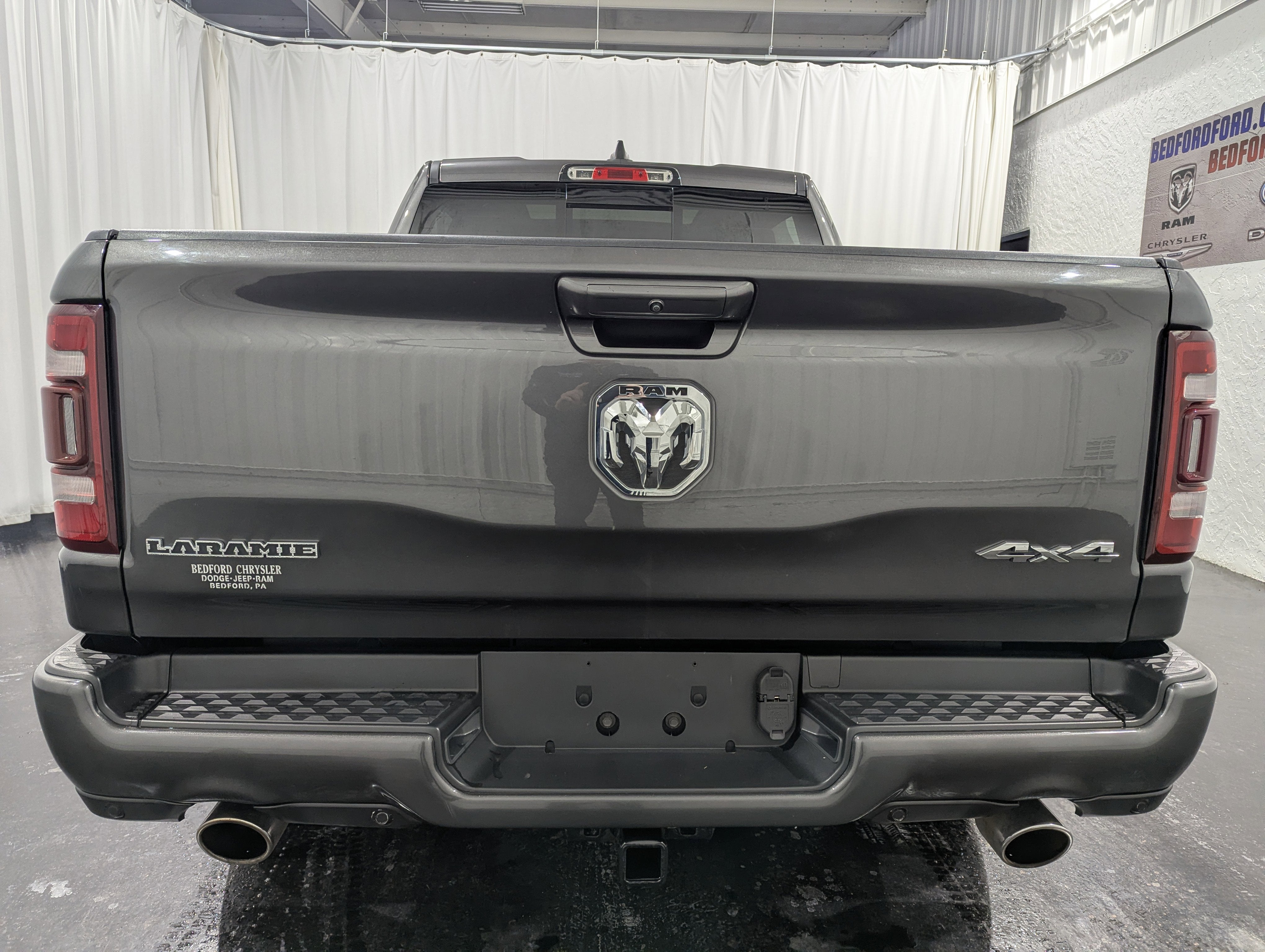 2021 RAM 1500 Laramie Crew Cab 4x4 5'7' Box
