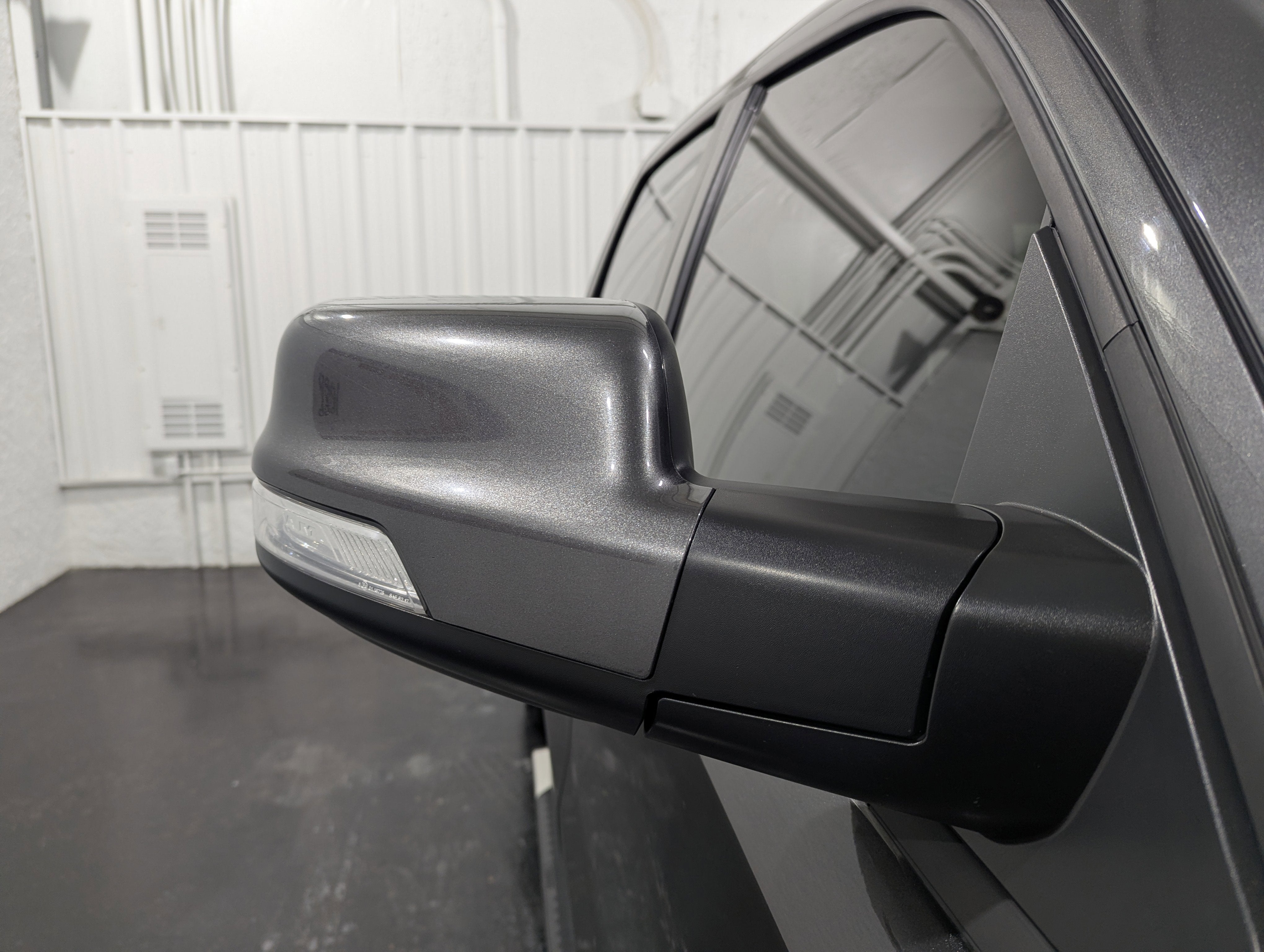 2021 RAM 1500 Laramie Crew Cab 4x4 5'7' Box