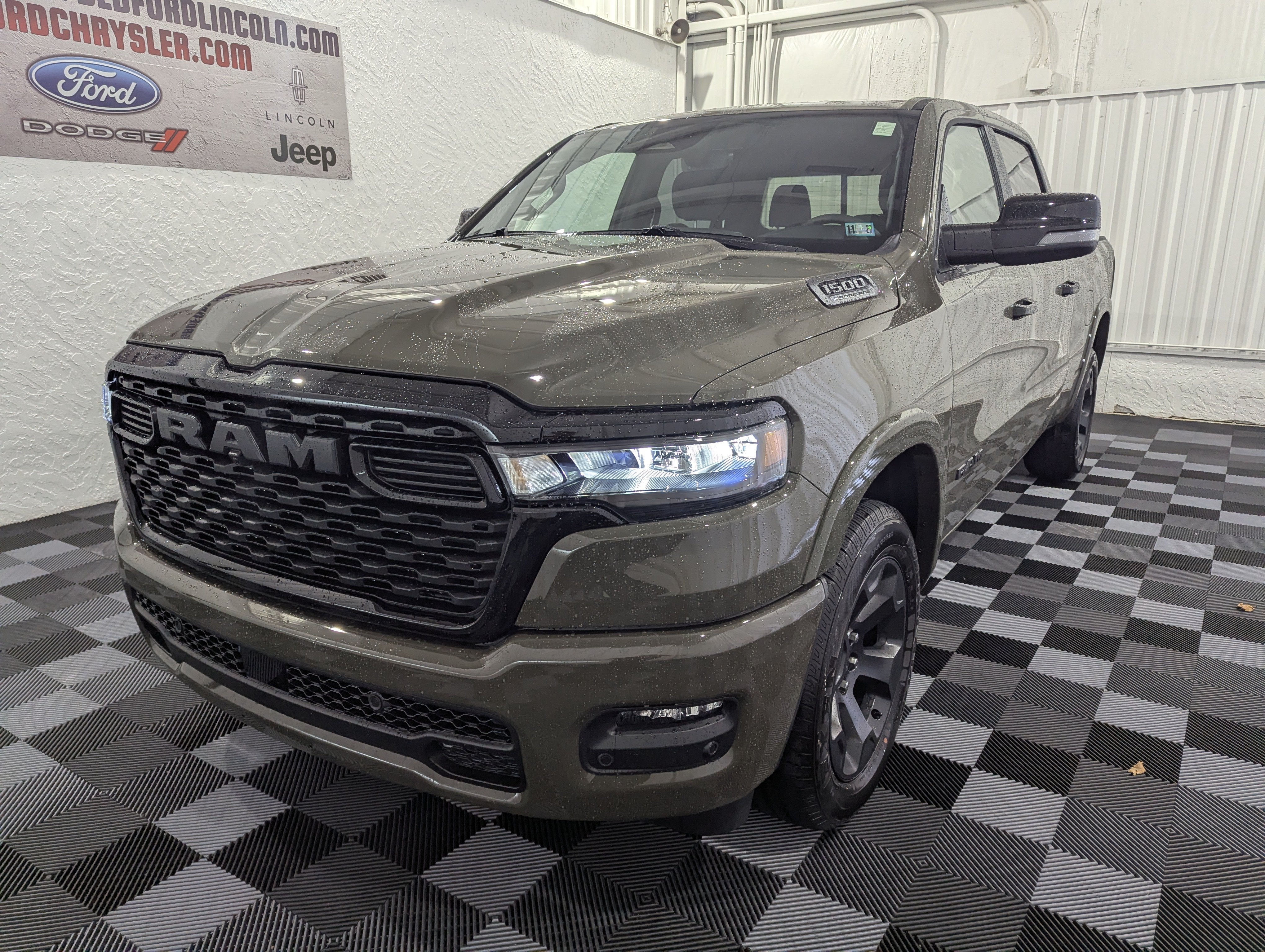 2027 RAM 1500 RAM 1500 BIG HORN CREW CAB 4X4 6'4' BOX