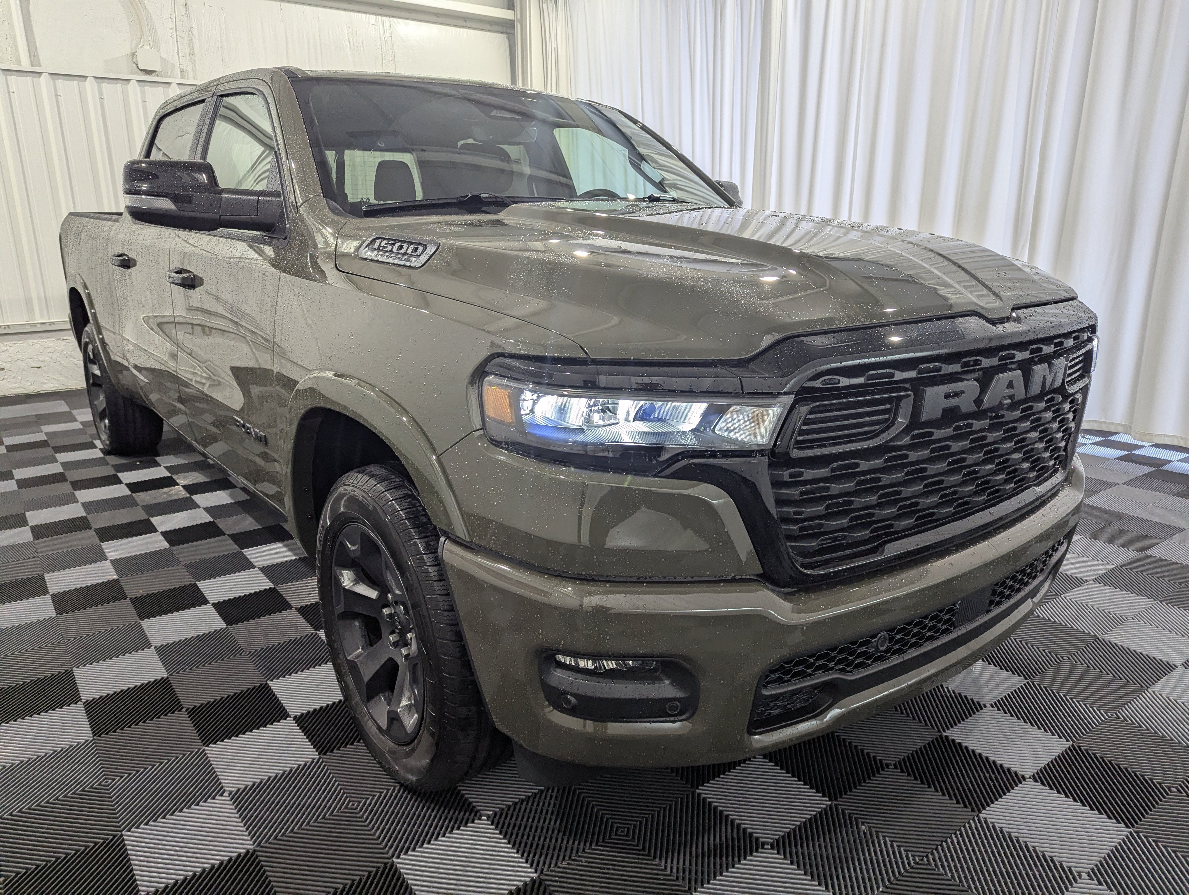 2027 RAM 1500 RAM 1500 BIG HORN CREW CAB 4X4 6'4' BOX