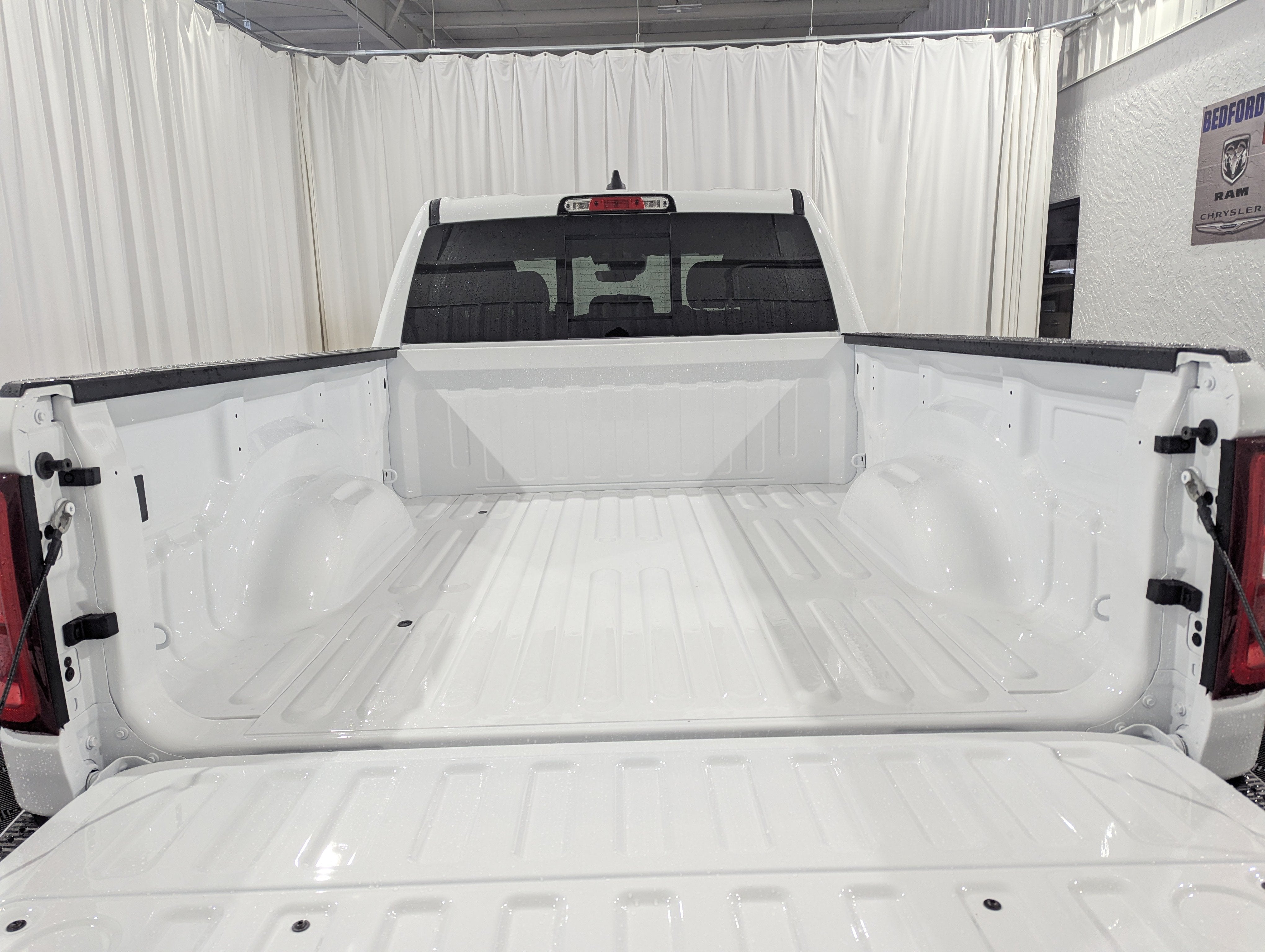2027 RAM 1500 RAM 1500 BIG HORN CREW CAB 4X4 6'4' BOX