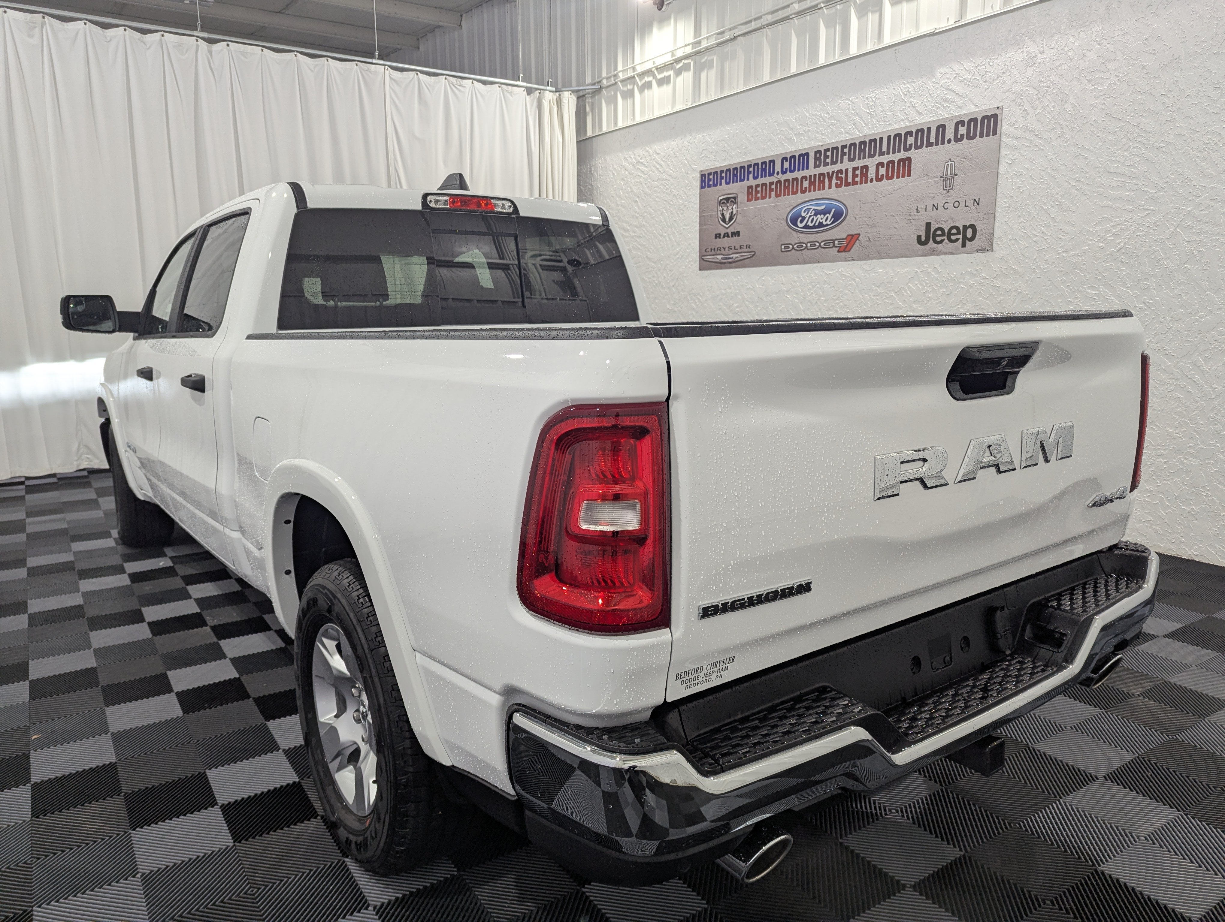 2027 RAM 1500 RAM 1500 BIG HORN CREW CAB 4X4 6'4' BOX