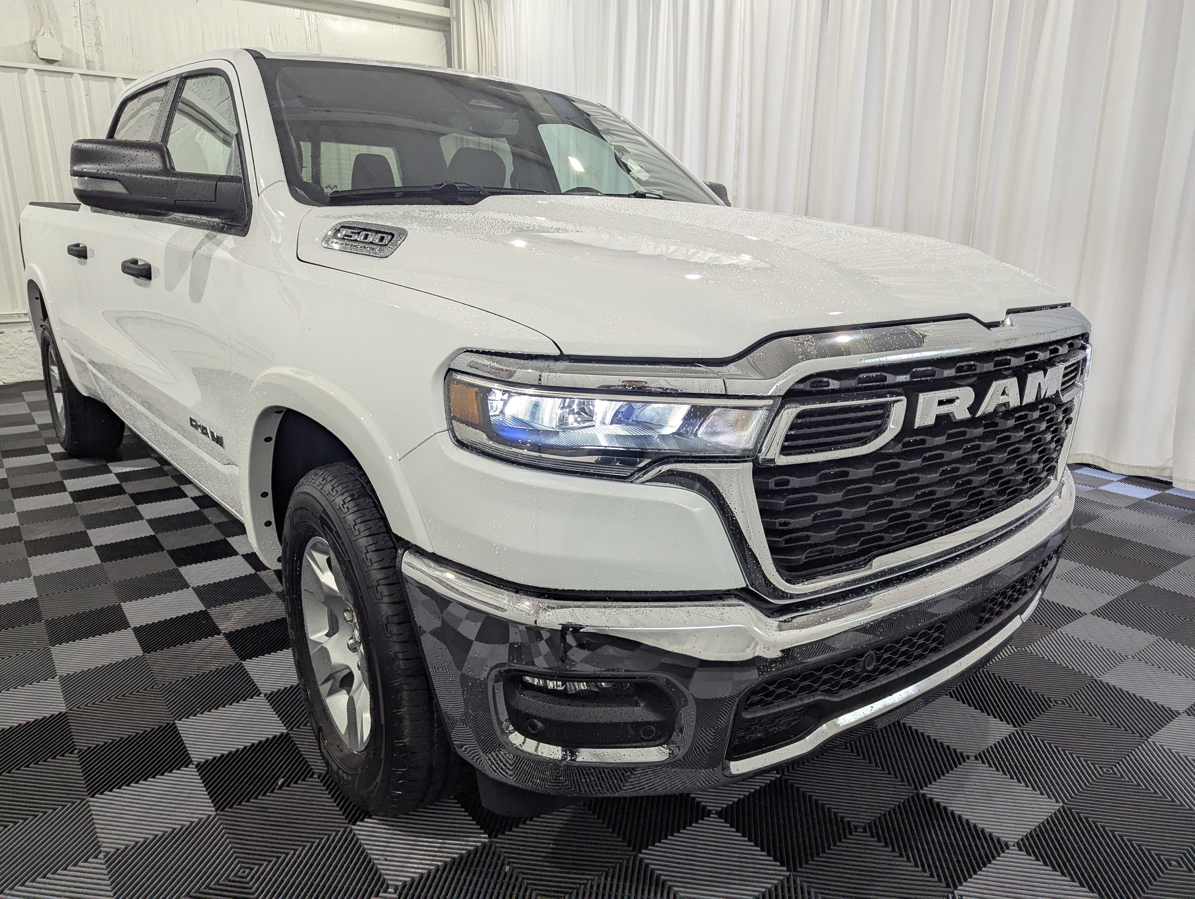 2027 RAM 1500 RAM 1500 BIG HORN CREW CAB 4X4 6'4' BOX