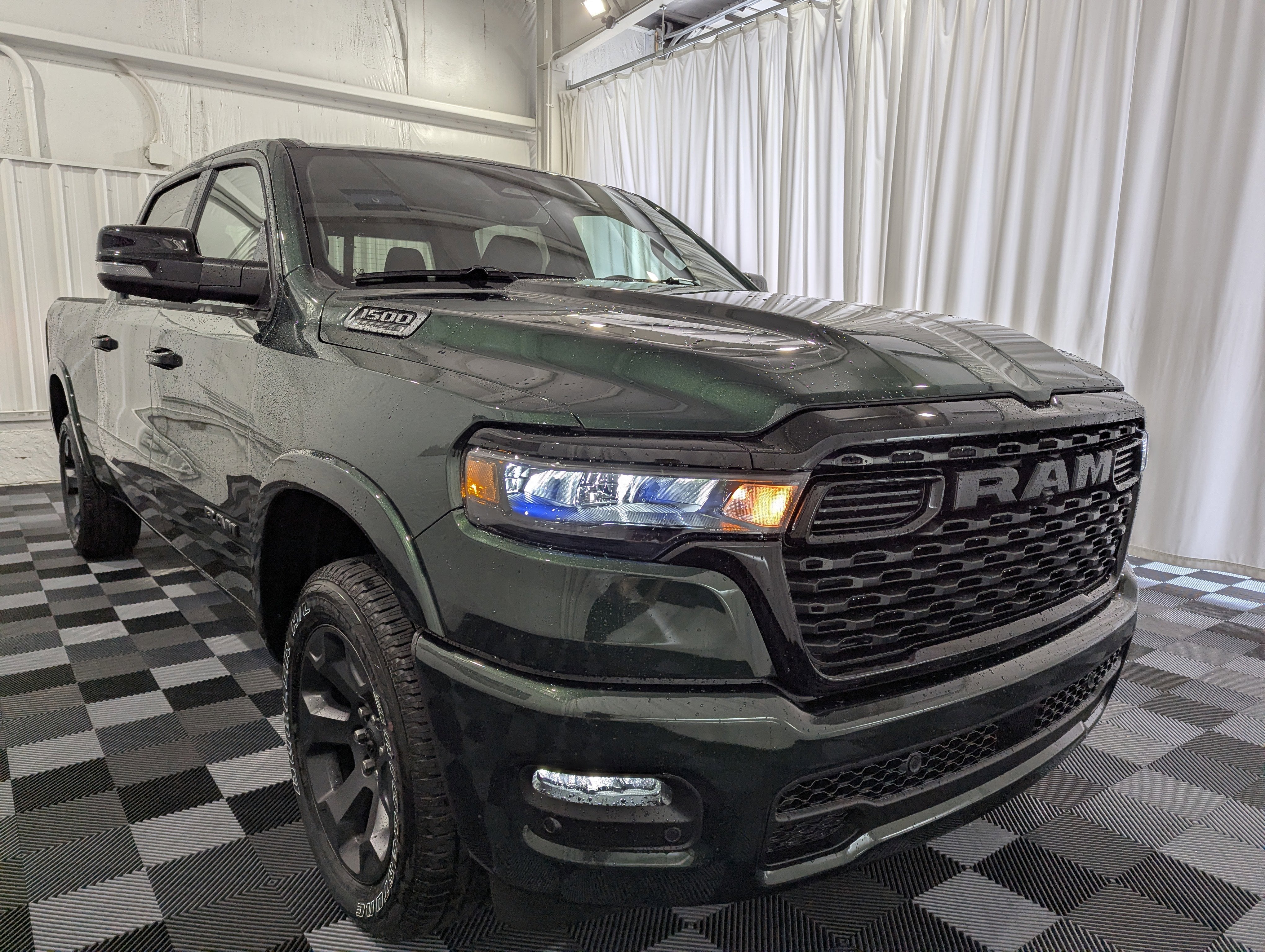 2026 RAM Ram 1500 RAM 1500 BIG HORN CREW CAB 4X4 6'4' BOX
