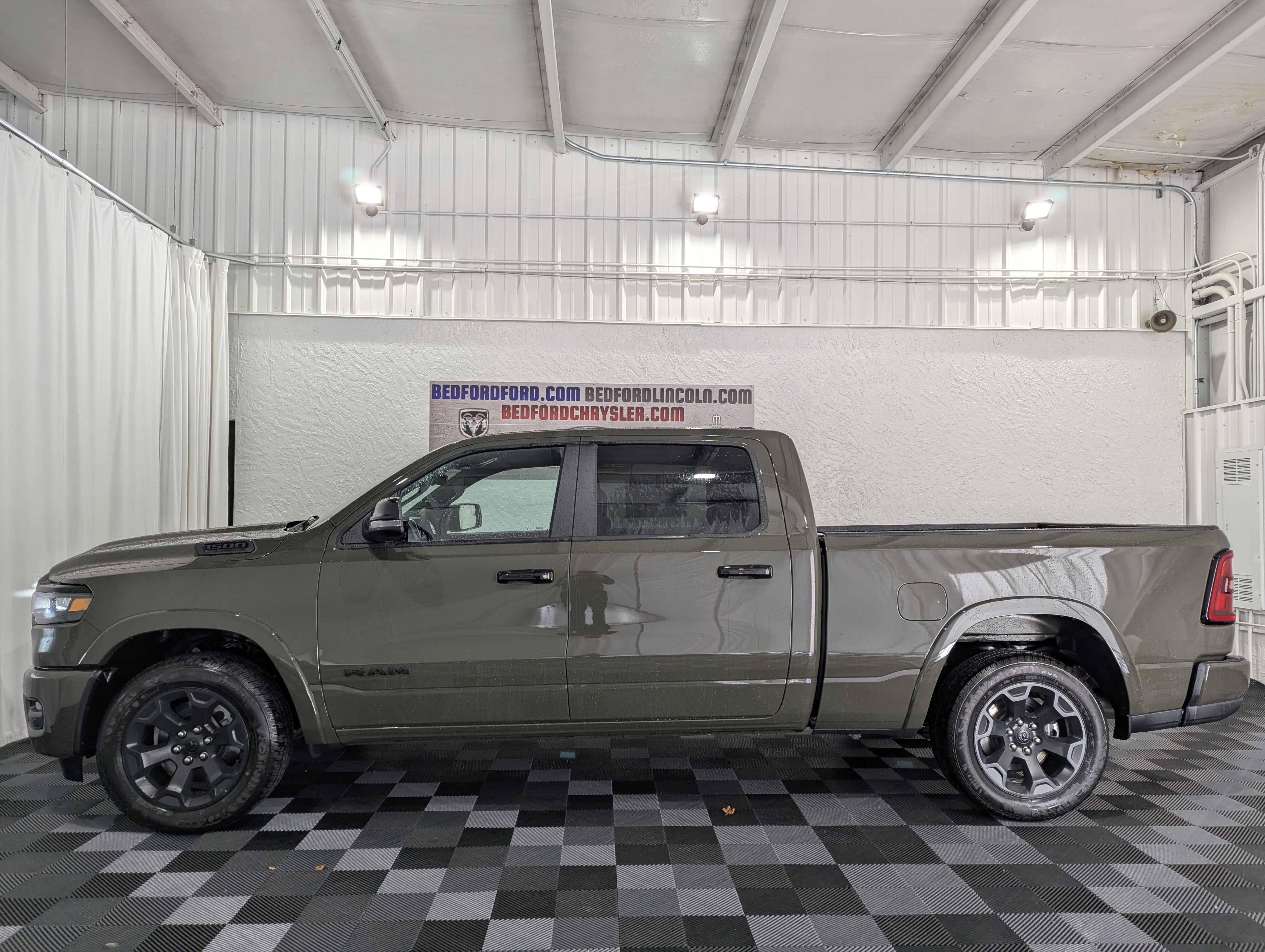 2027 RAM 1500 RAM 1500 BIG HORN CREW CAB 4X4 6'4' BOX