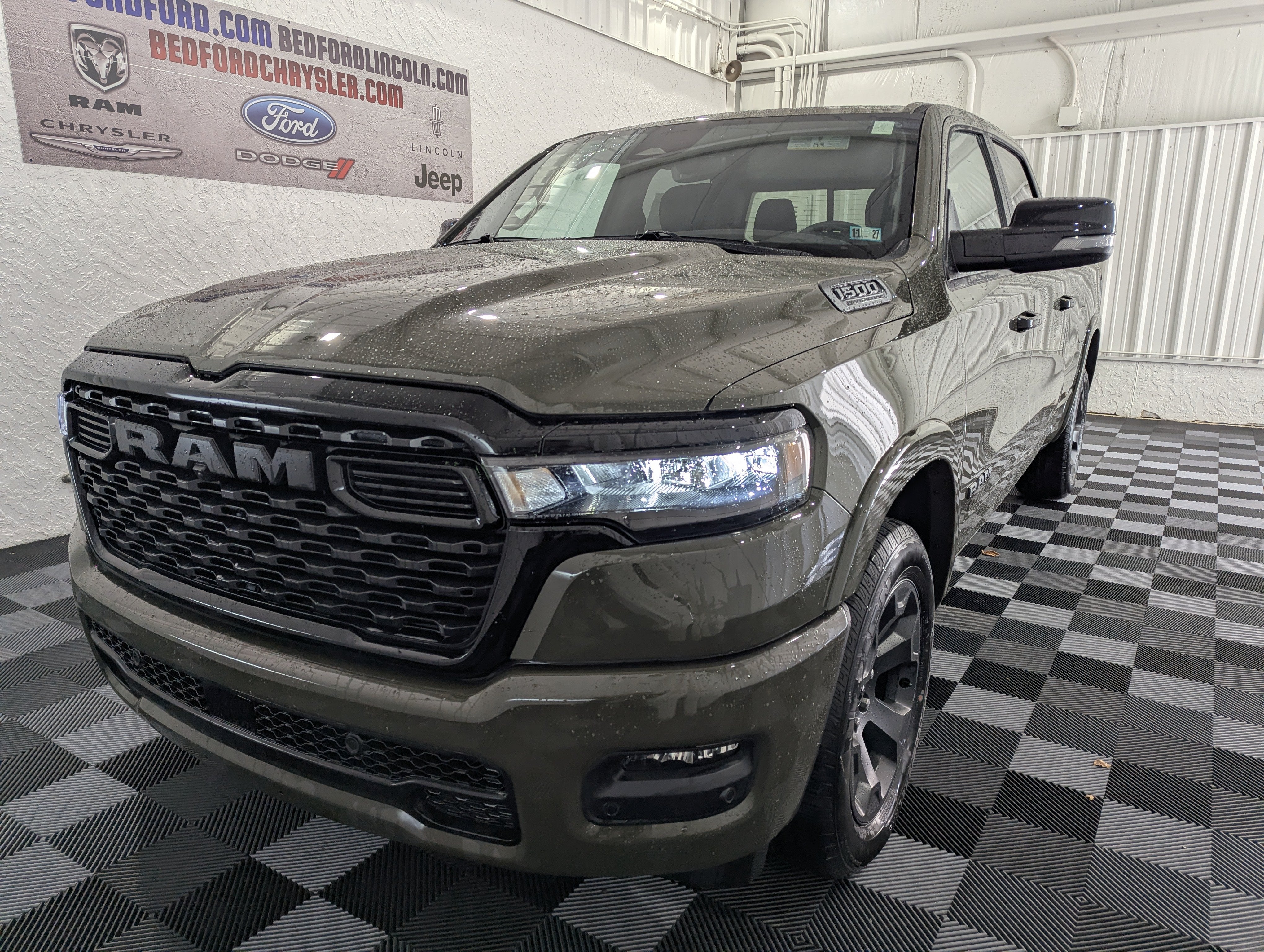 2027 RAM 1500 RAM 1500 BIG HORN CREW CAB 4X4 6'4' BOX