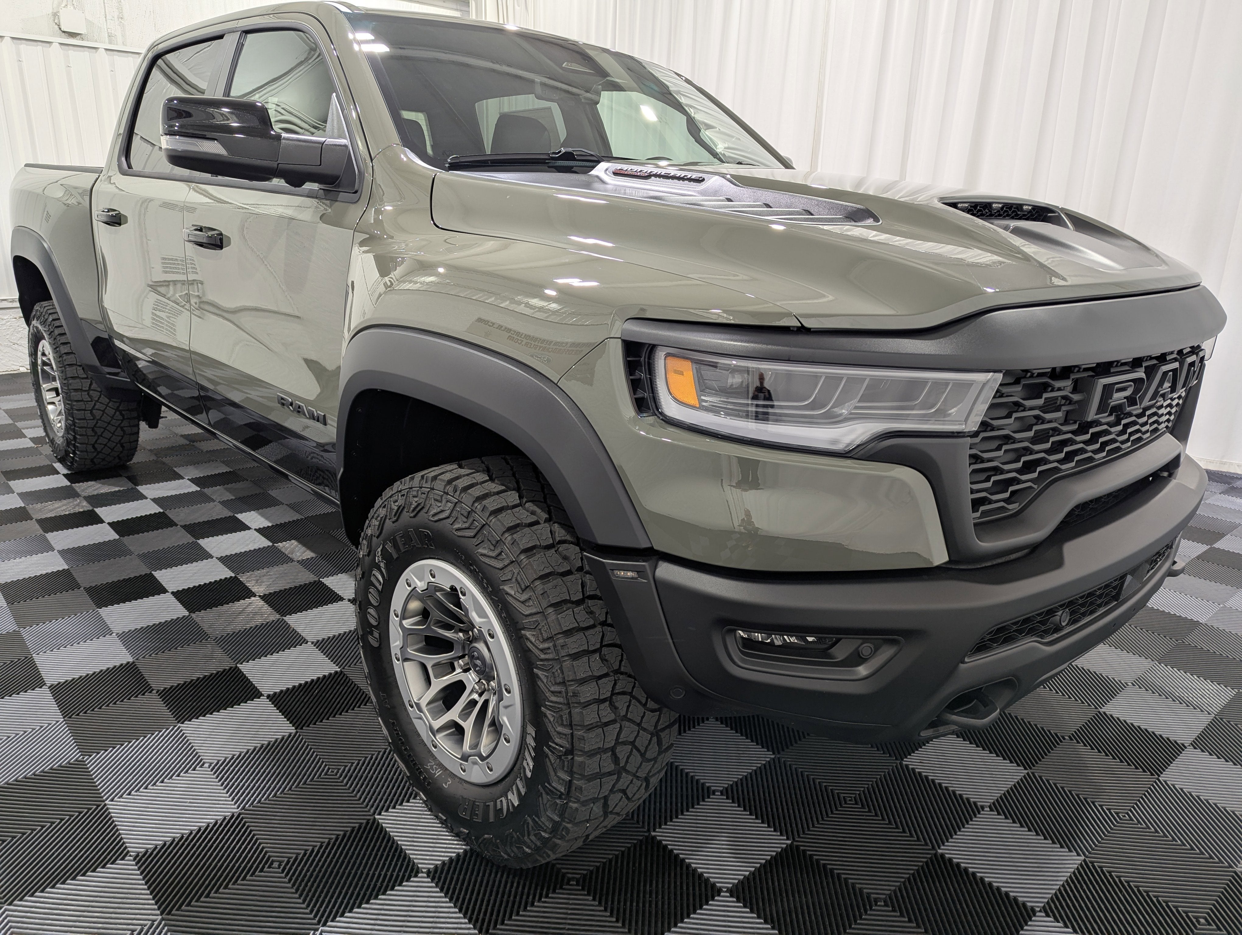 2026 RAM Ram 1500 RAM 1500 RHO CREW CAB 4X4 5'7' BOX