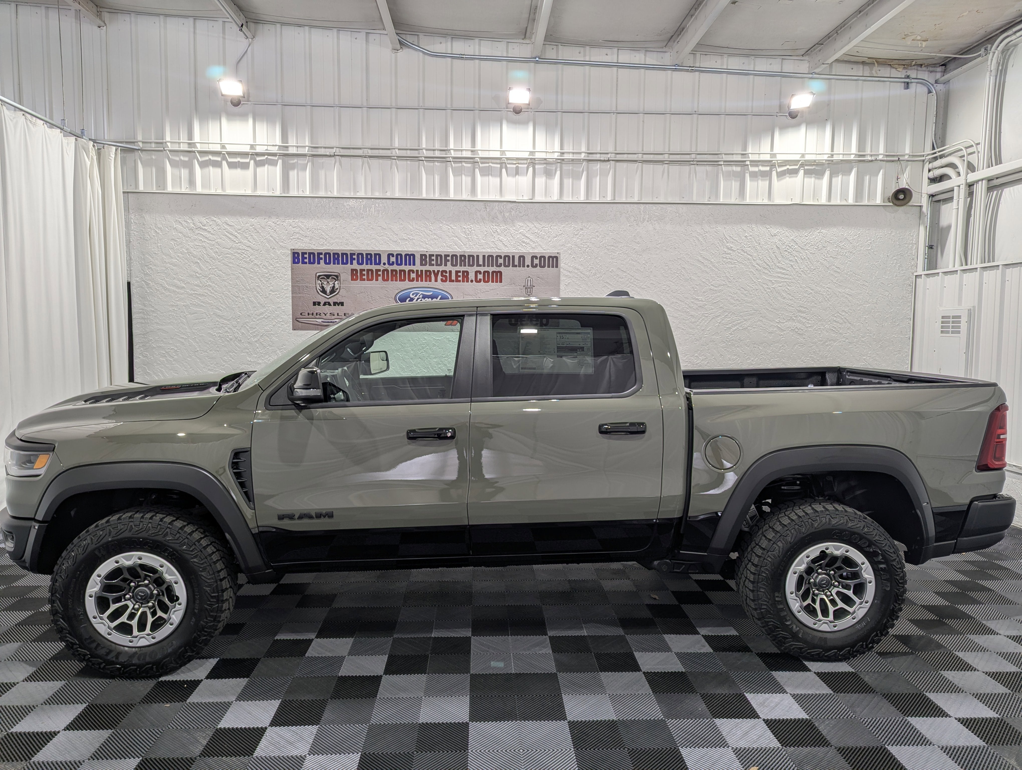 2026 RAM Ram 1500 RAM 1500 RHO CREW CAB 4X4 5'7' BOX