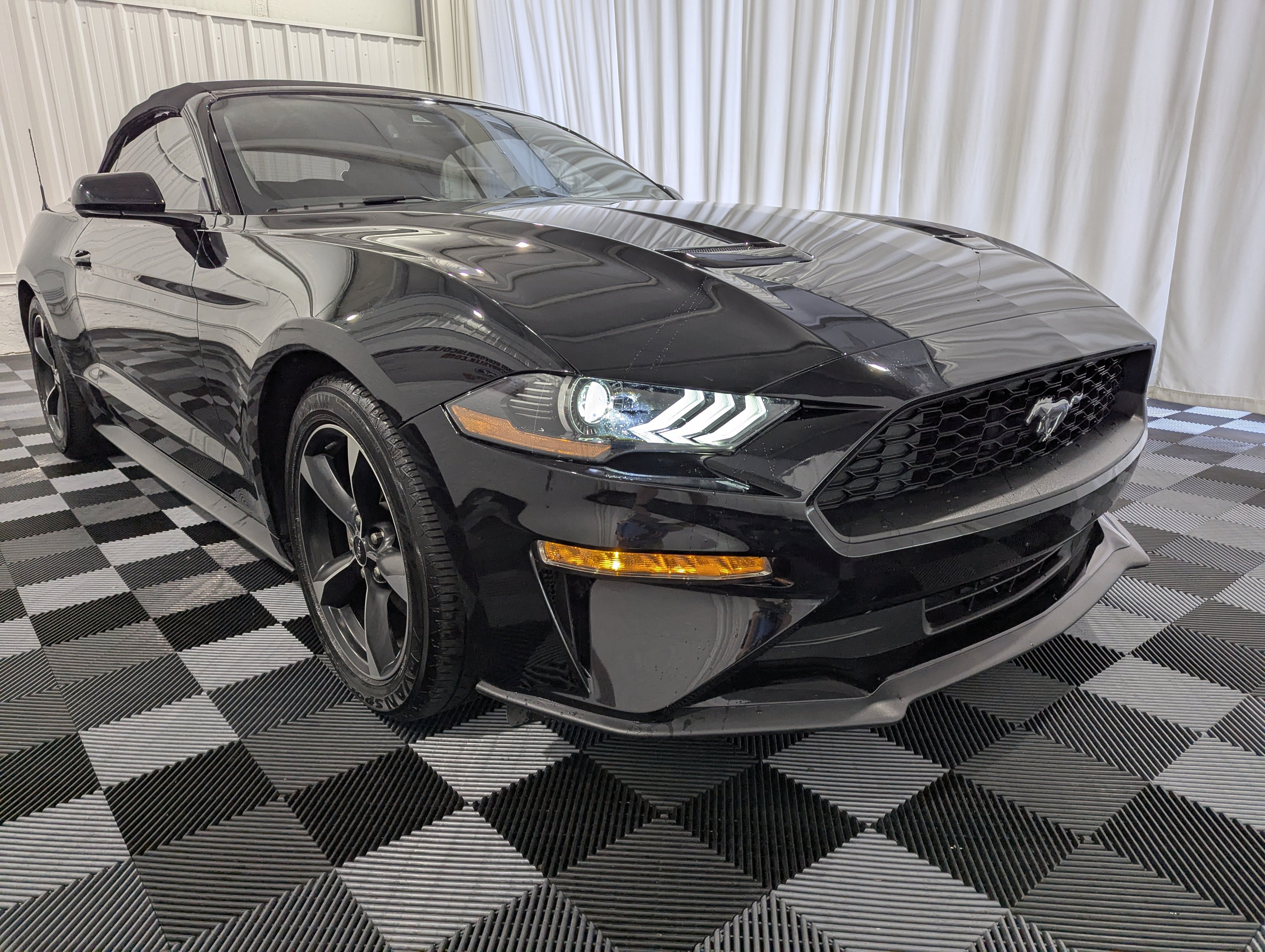 2019 Ford Mustang EcoBoost