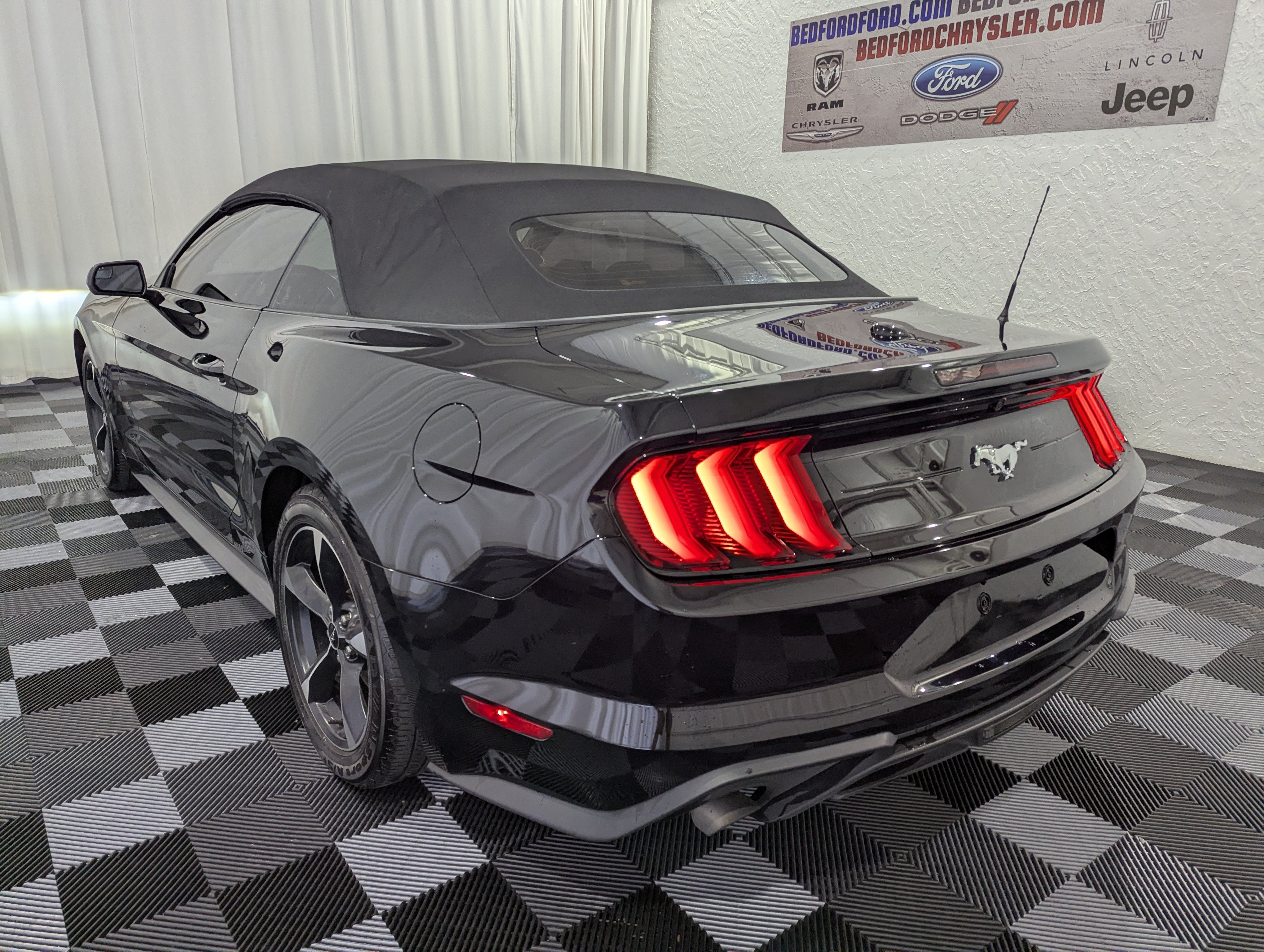 2019 Ford Mustang EcoBoost