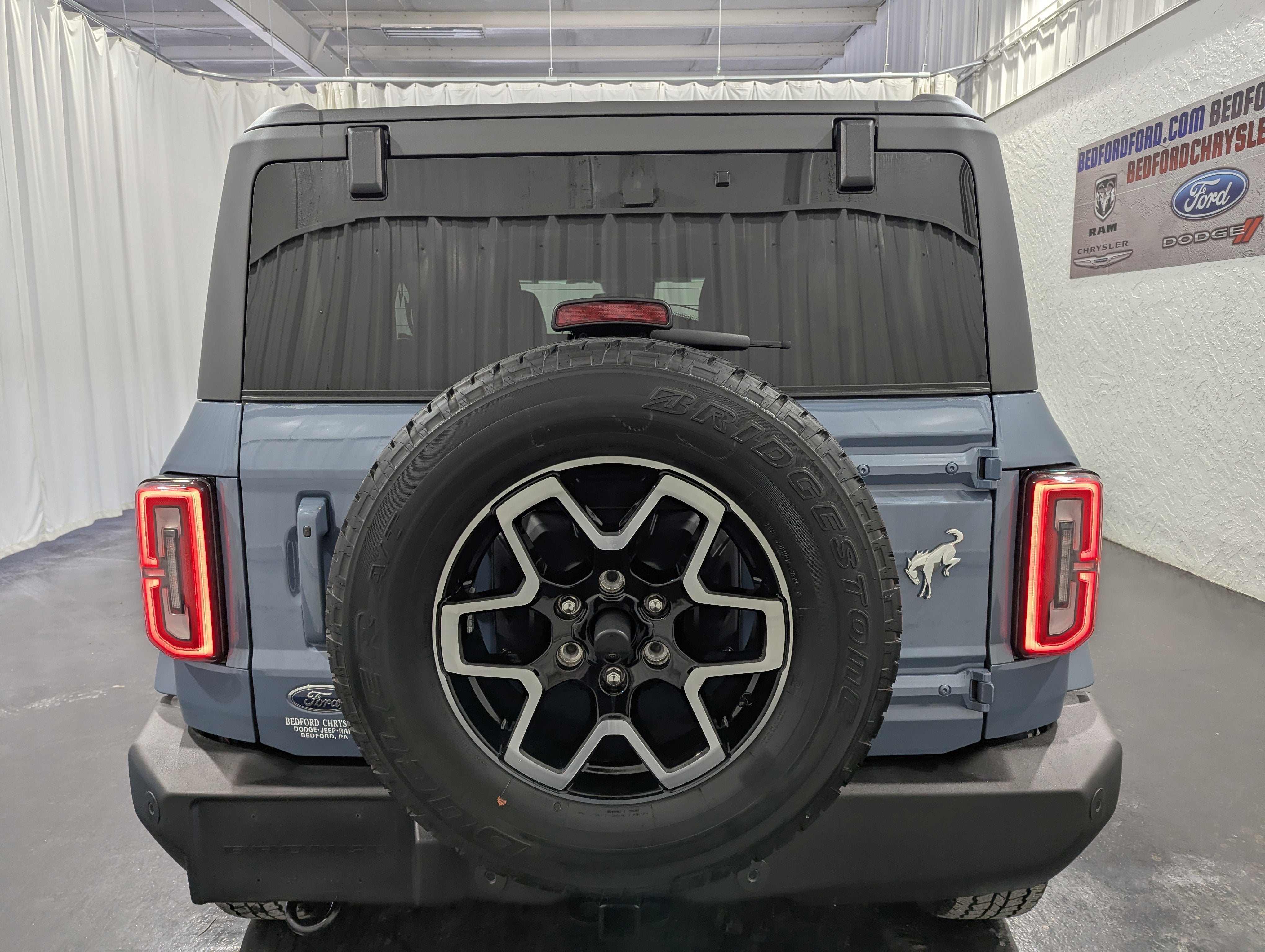 2024 Ford Bronco Outer Banks