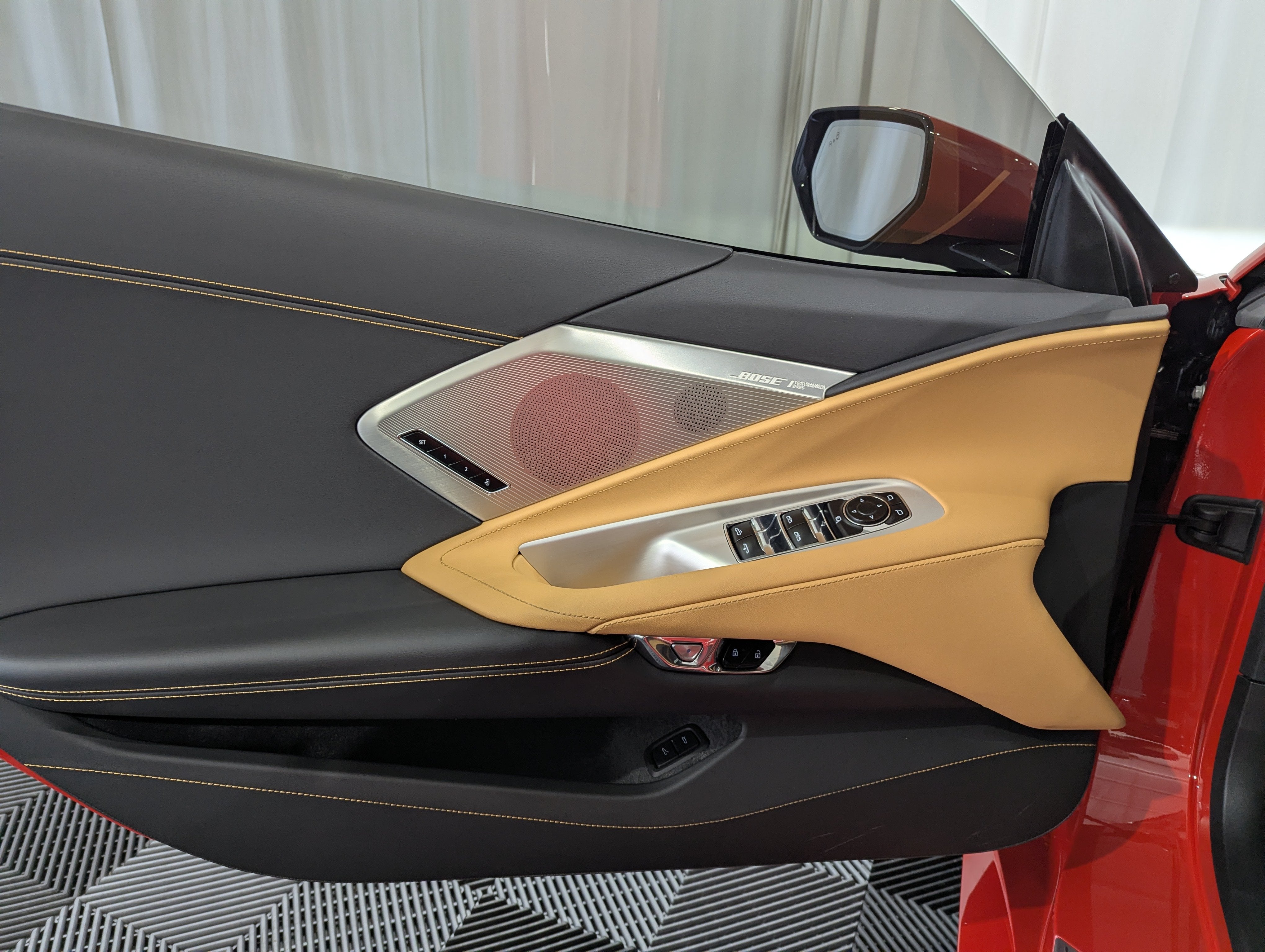 2020 Chevrolet Corvette Stingray RWD Convertible 2LT