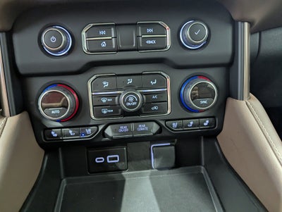 2023 Chevrolet Tahoe 4WD High Country