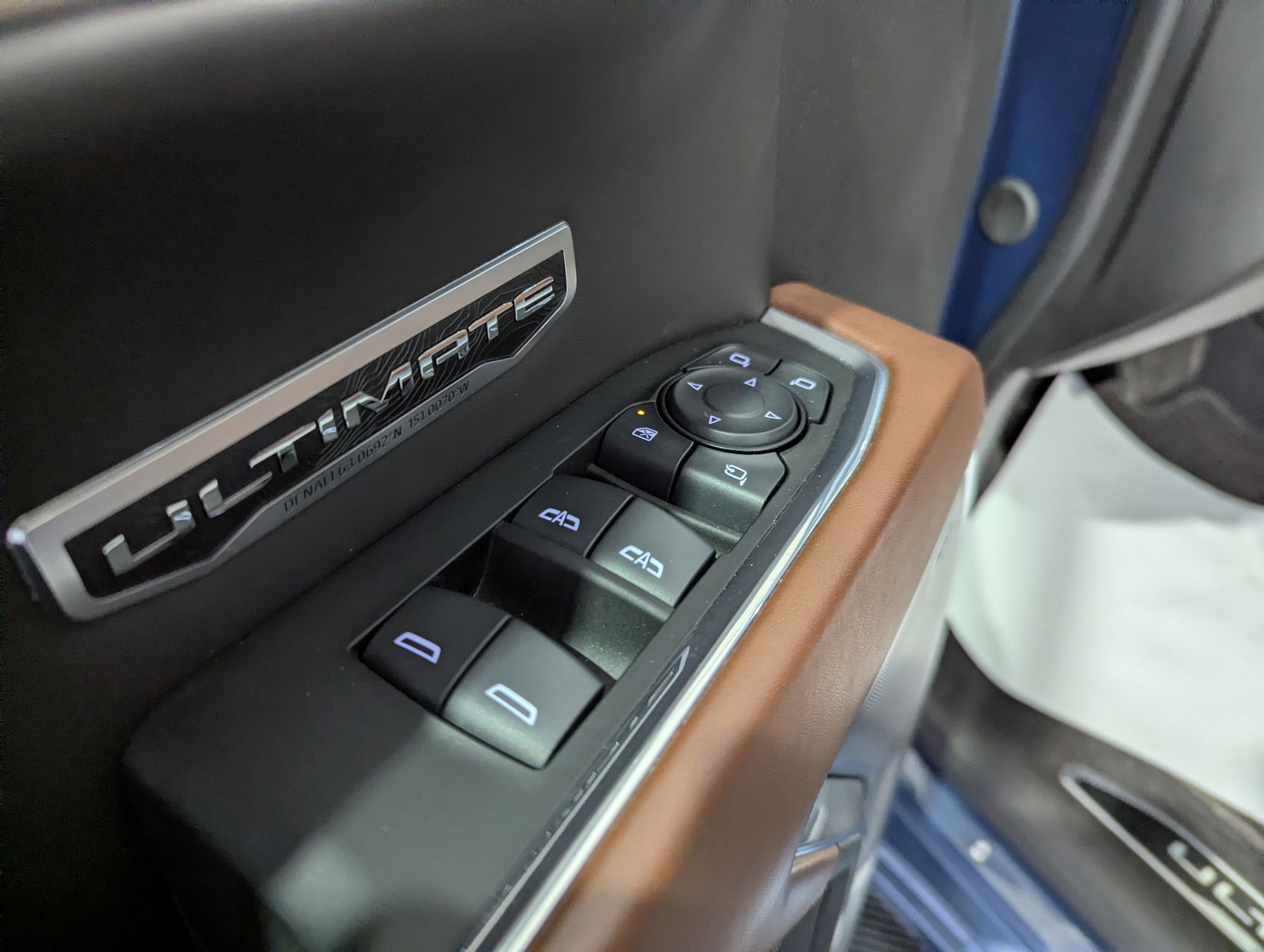 2024 GMC Sierra 1500 4WD Crew Cab Short Box Denali Ultimate