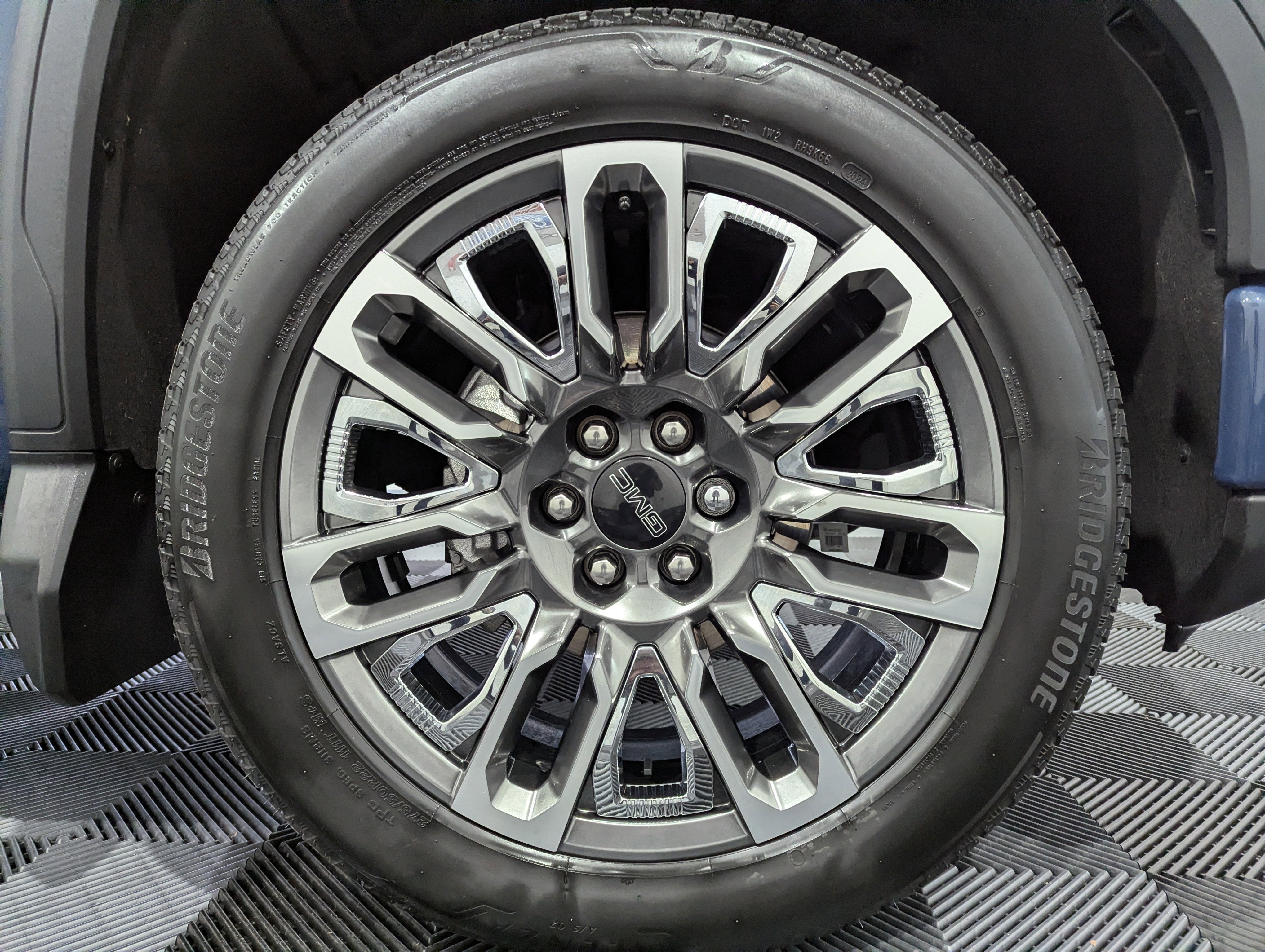 2024 GMC Sierra 1500 4WD Crew Cab Short Box Denali Ultimate