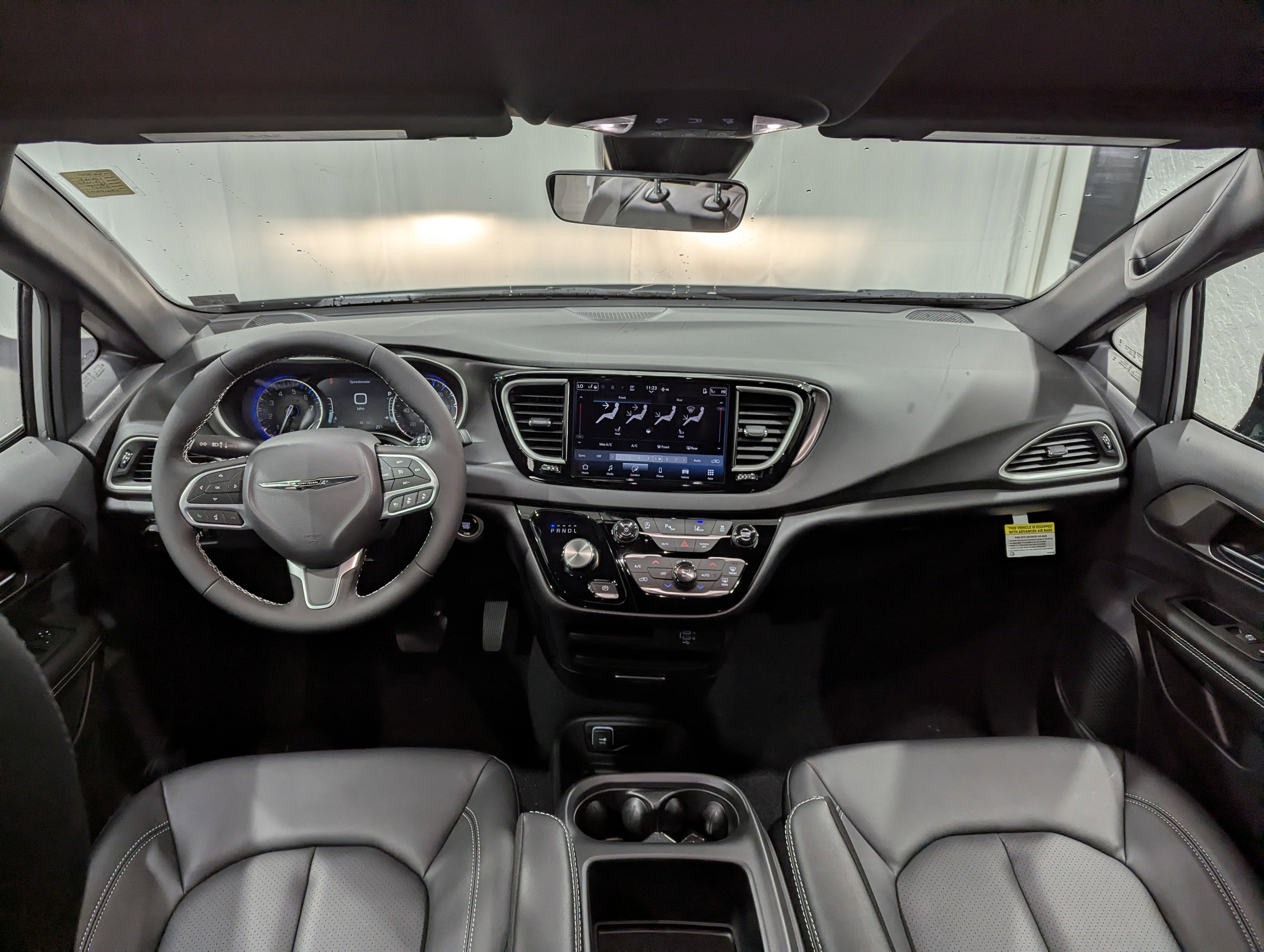 2026 Chrysler Voyager VOYAGER LX