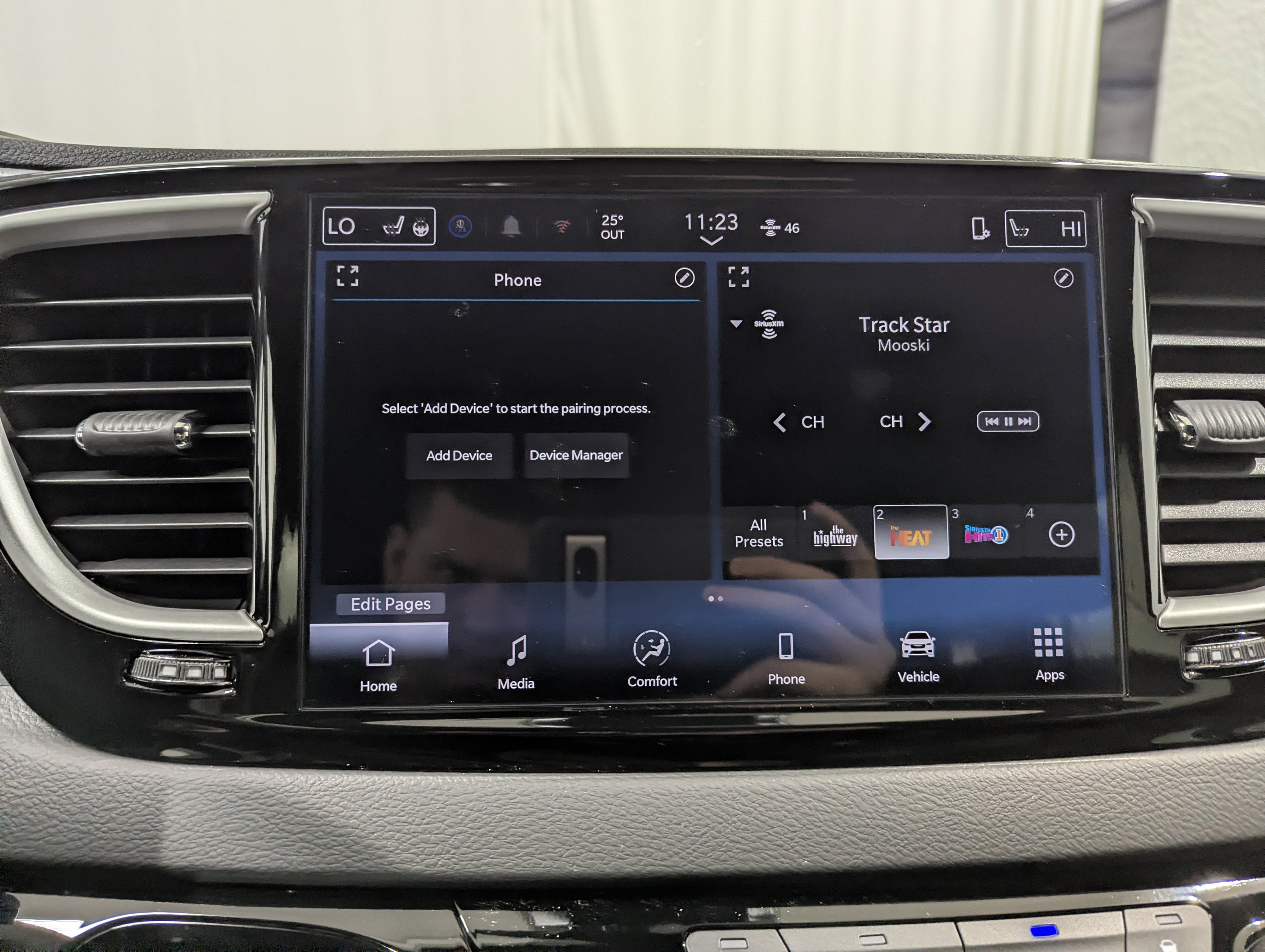 2026 Chrysler Voyager VOYAGER LX