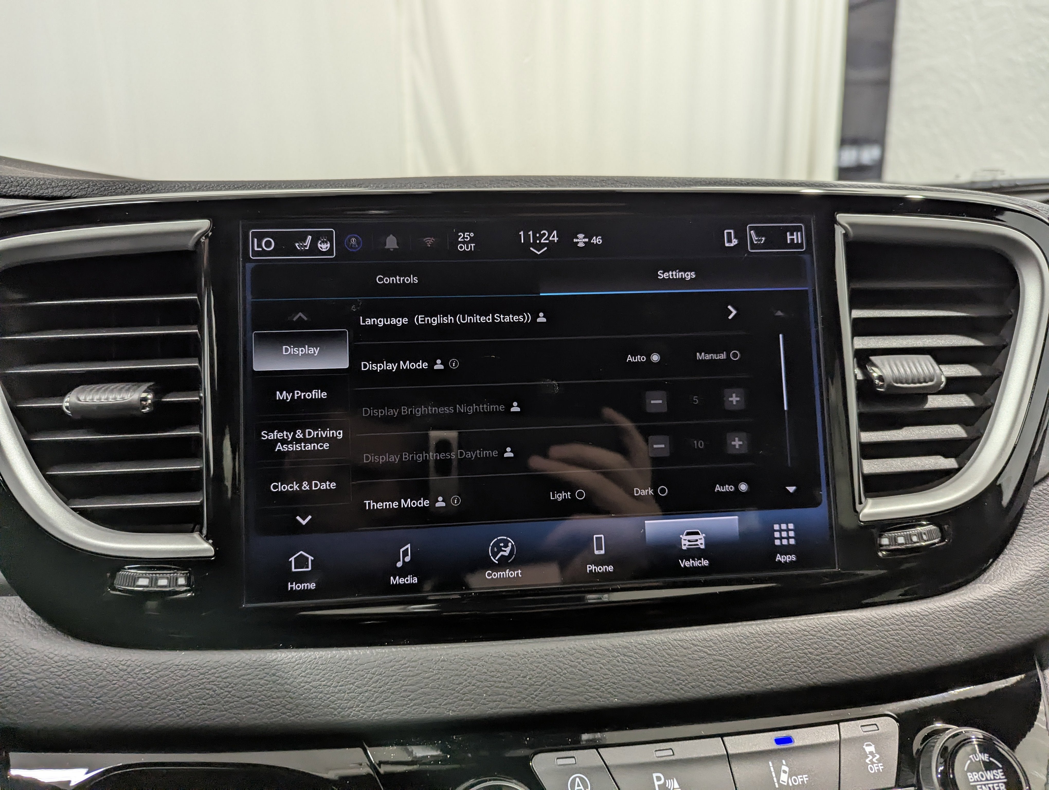 2026 Chrysler Voyager VOYAGER LX