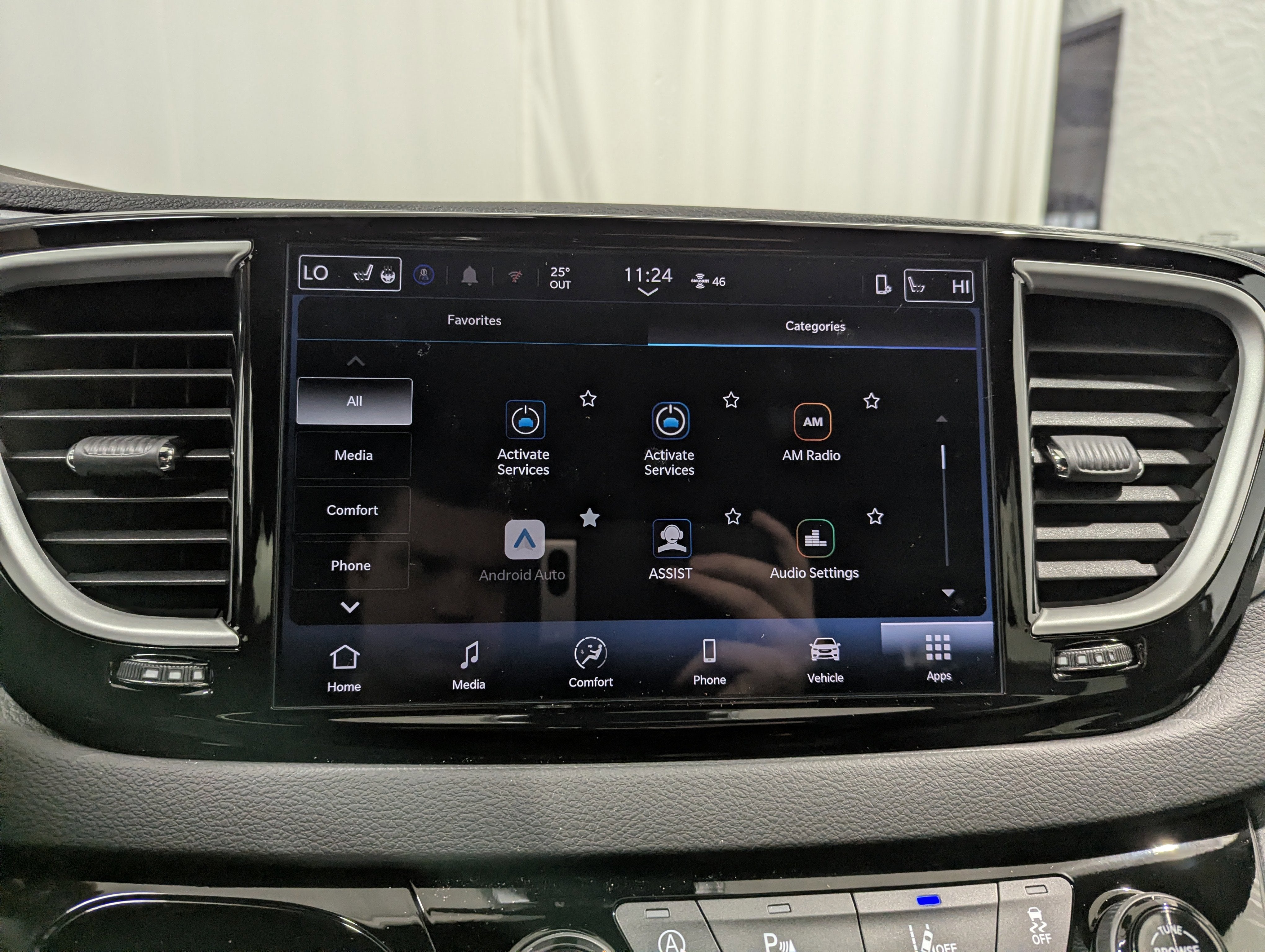 2026 Chrysler Voyager VOYAGER LX