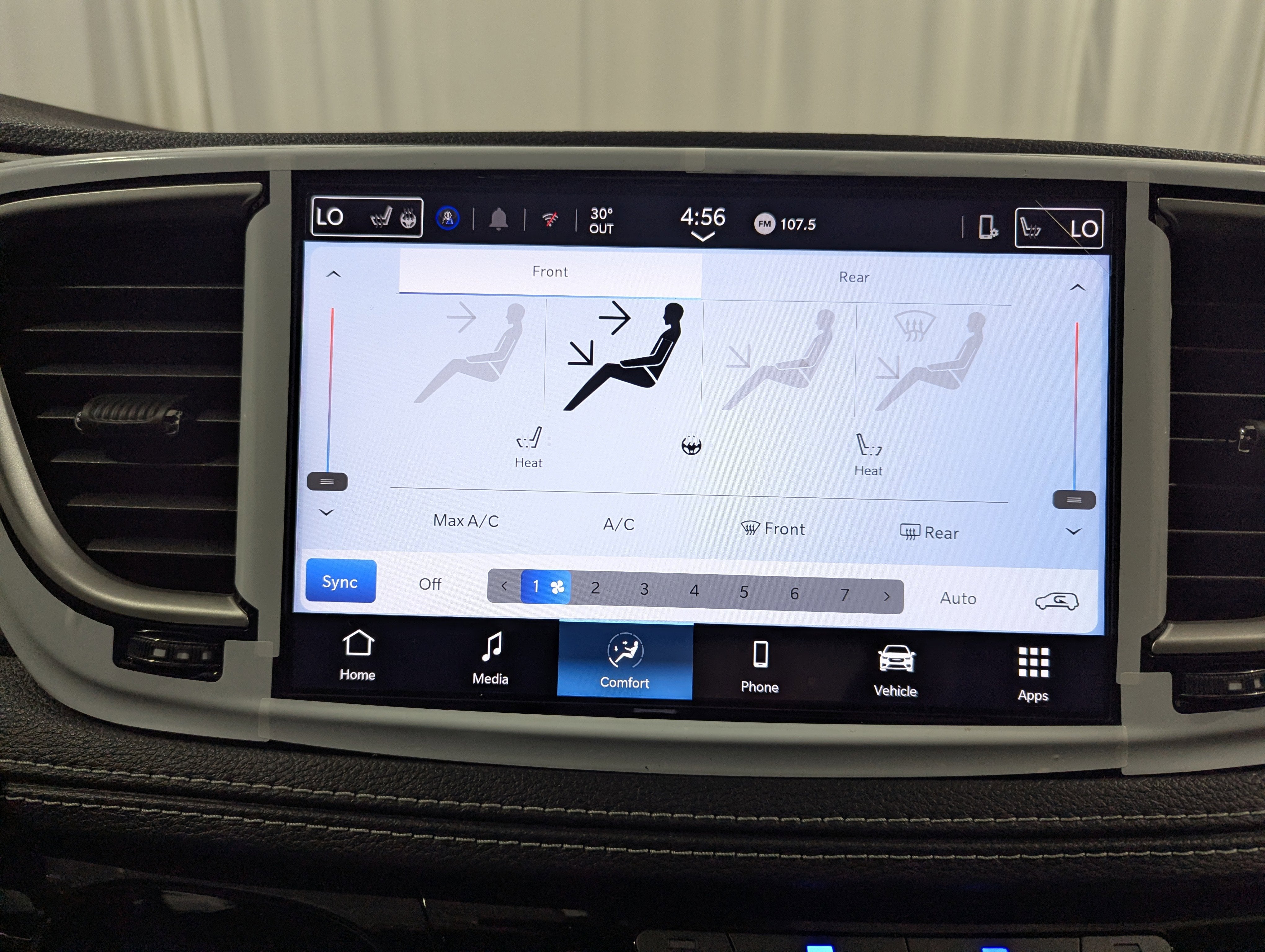 2026 Chrysler Pacifica PACIFICA SELECT AWD