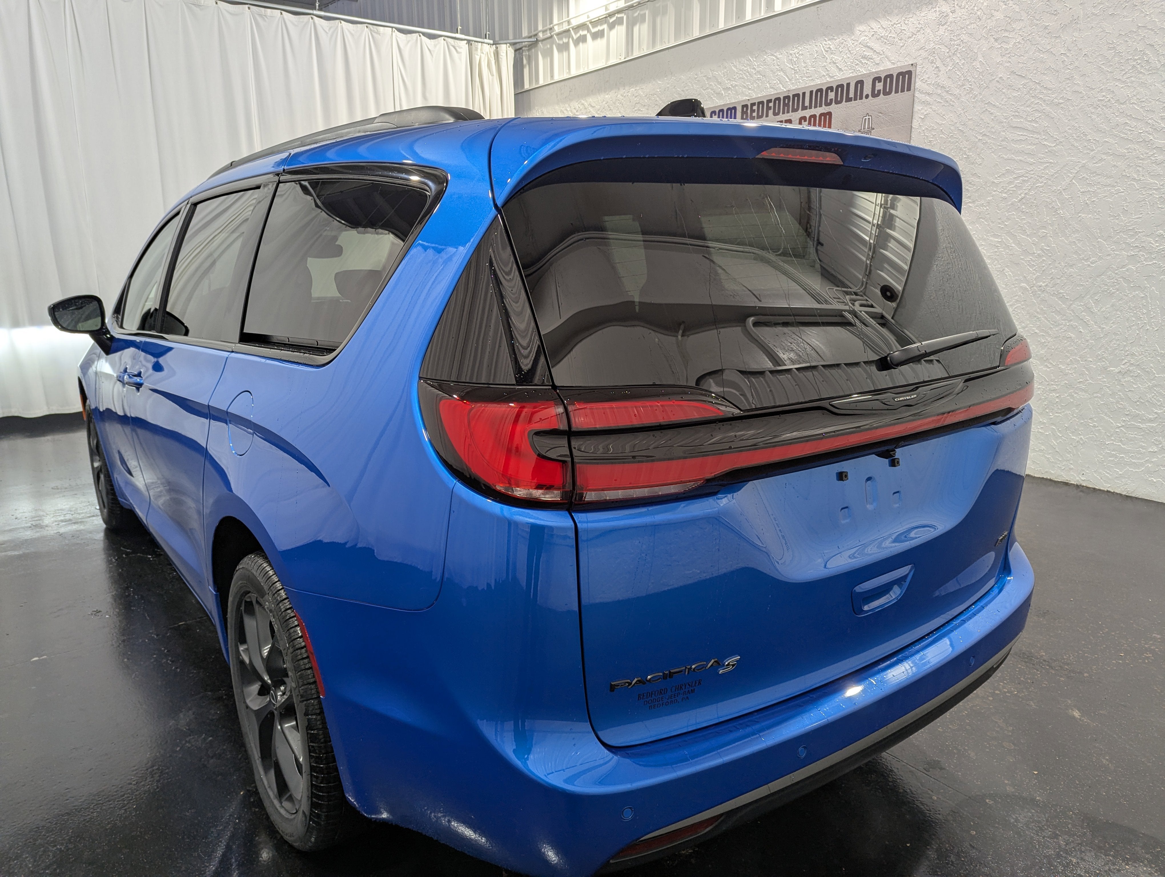 2026 Chrysler Pacifica PACIFICA SELECT AWD