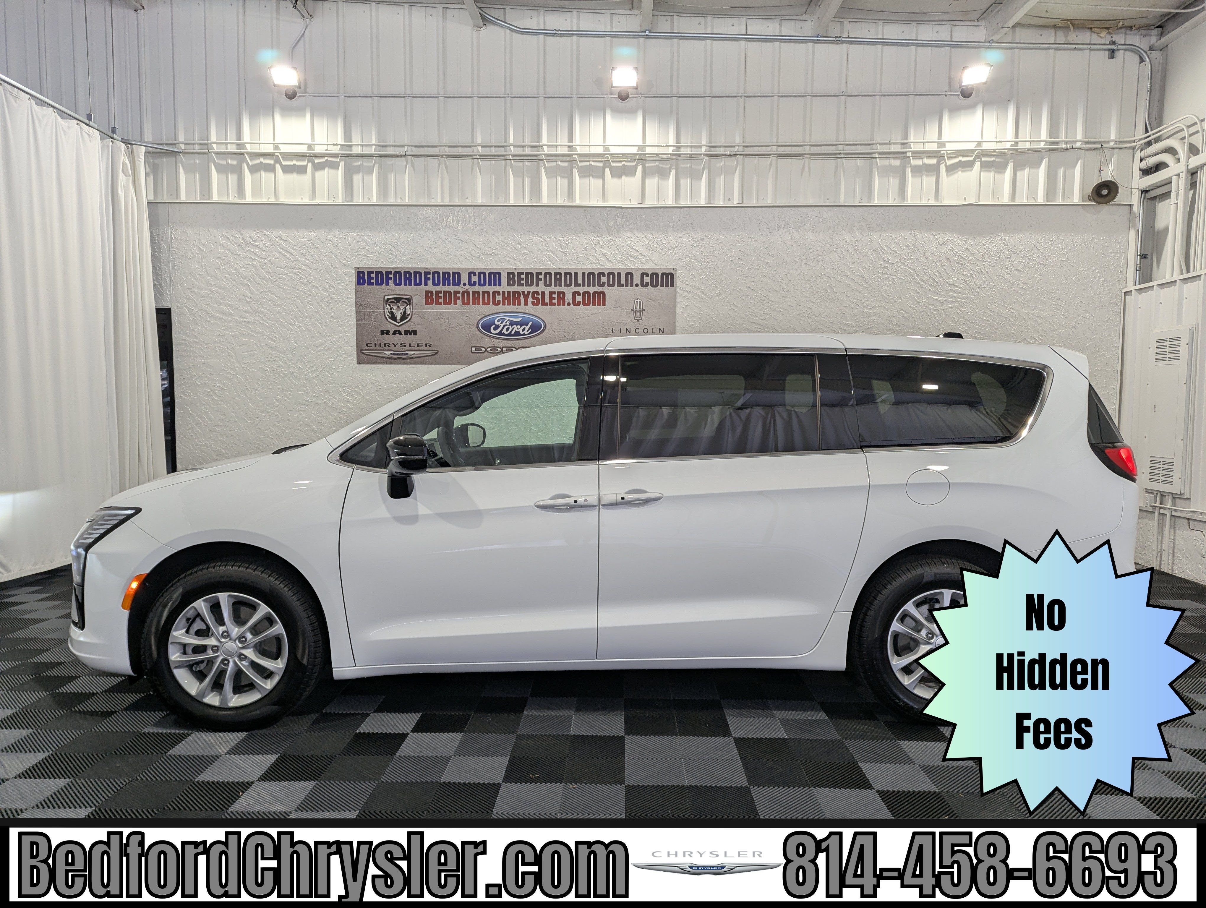 2027 Chrysler Pacifica PACIFICA SELECT AWD