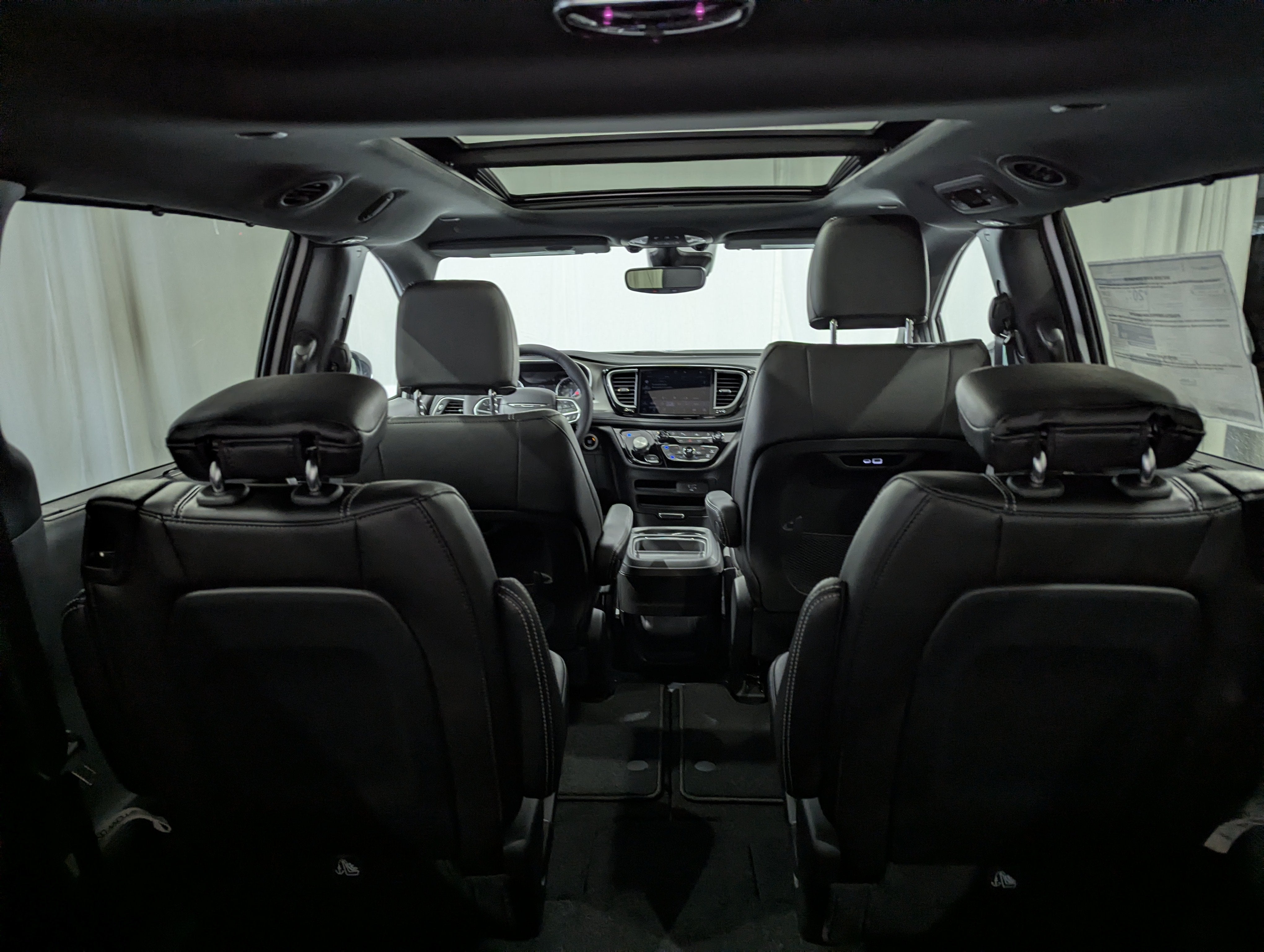 2027 Chrysler Pacifica PACIFICA SELECT AWD