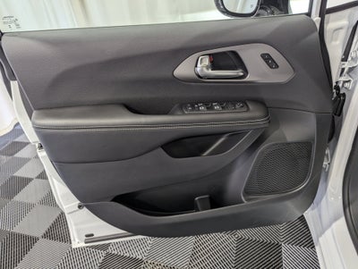 2027 Chrysler Pacifica PACIFICA SELECT AWD