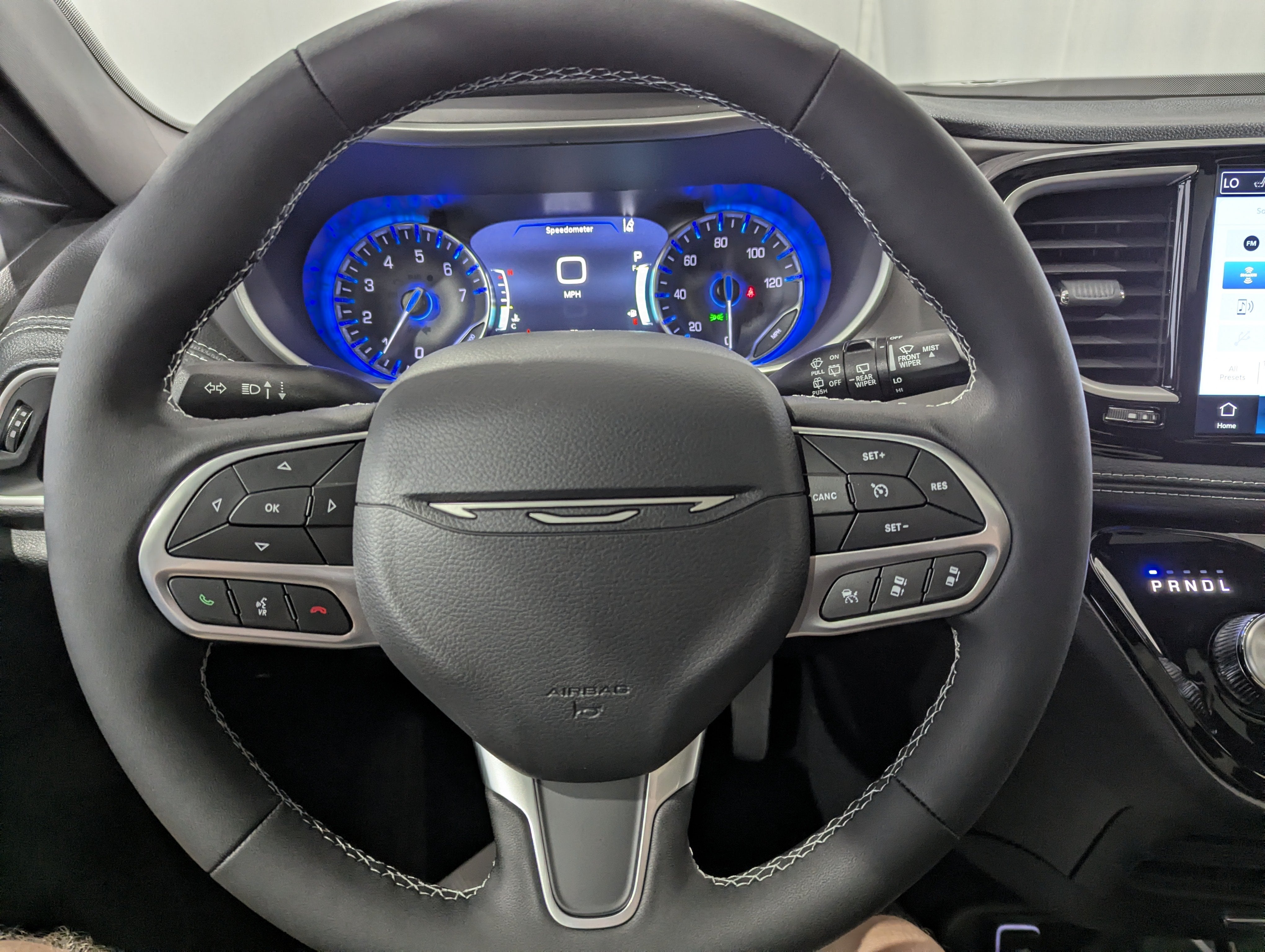 2027 Chrysler Pacifica PACIFICA SELECT AWD