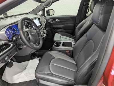 2025 Chrysler Pacifica PACIFICA SELECT AWD